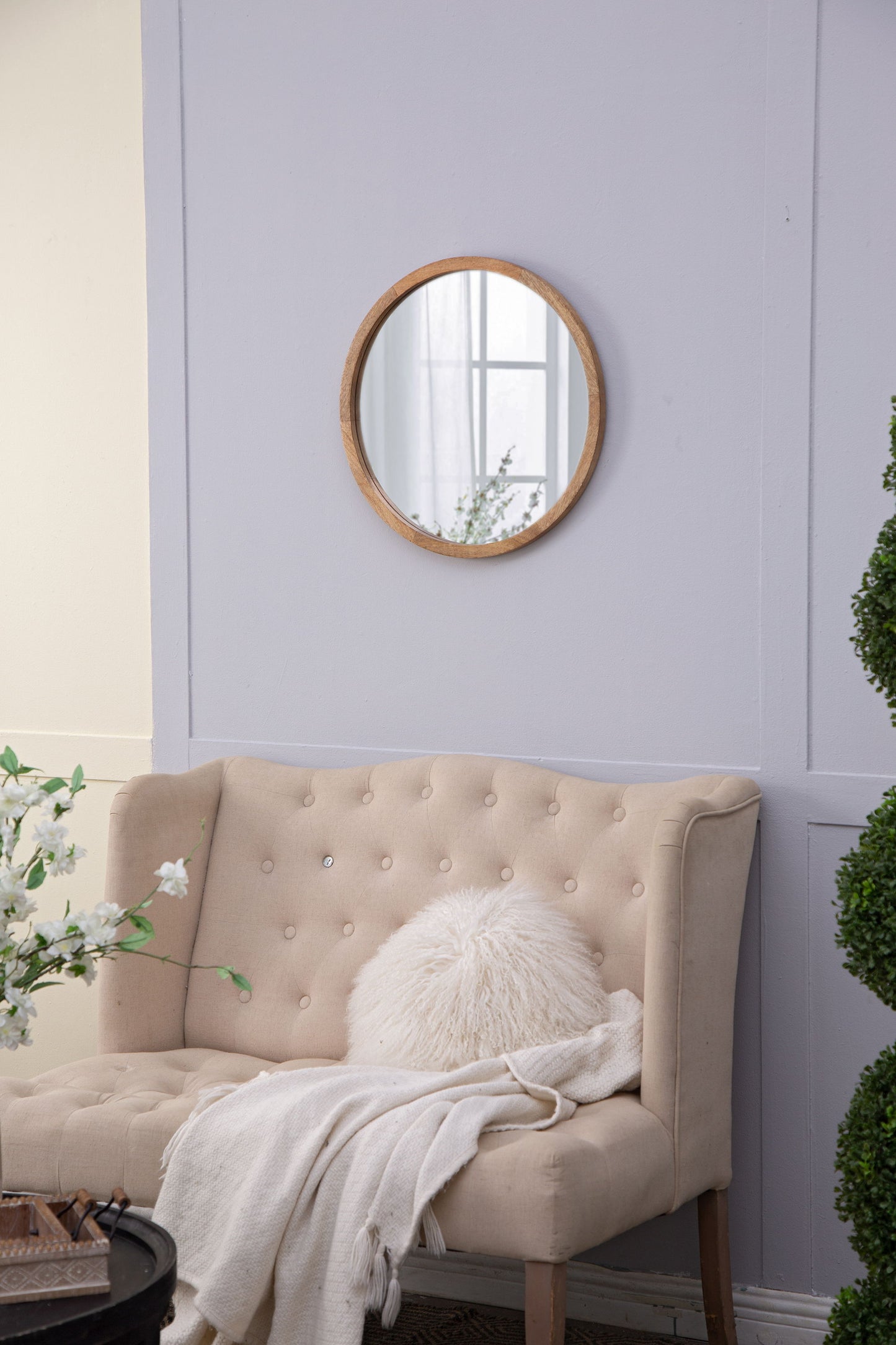 Circle Wall Mirror With Wooden Frame, Wall Mirror For Living Room - Brown