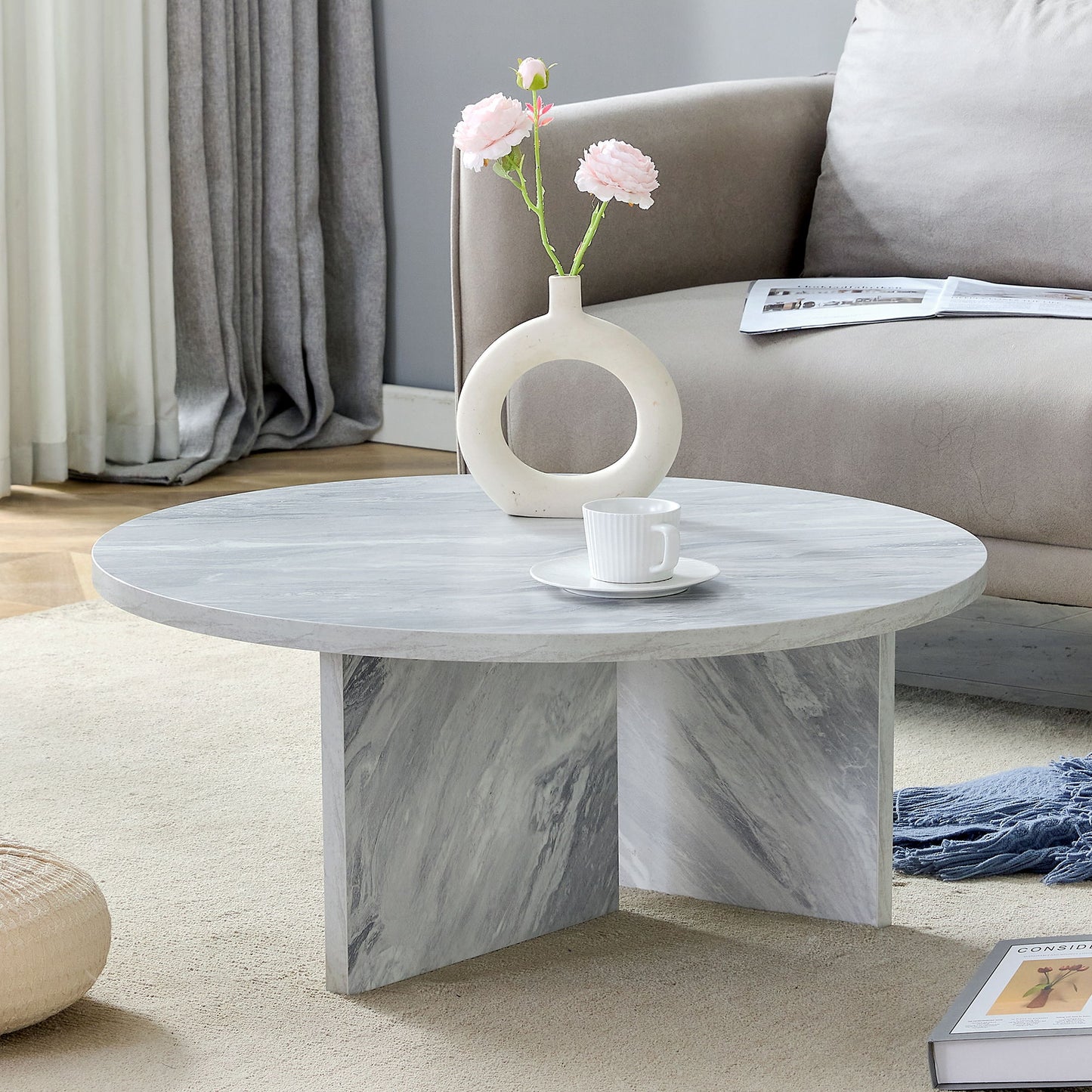 A Multi Style Decor Friendly Round Coffee Table, Featuring Modern Minimalism And Nordic Flair - White