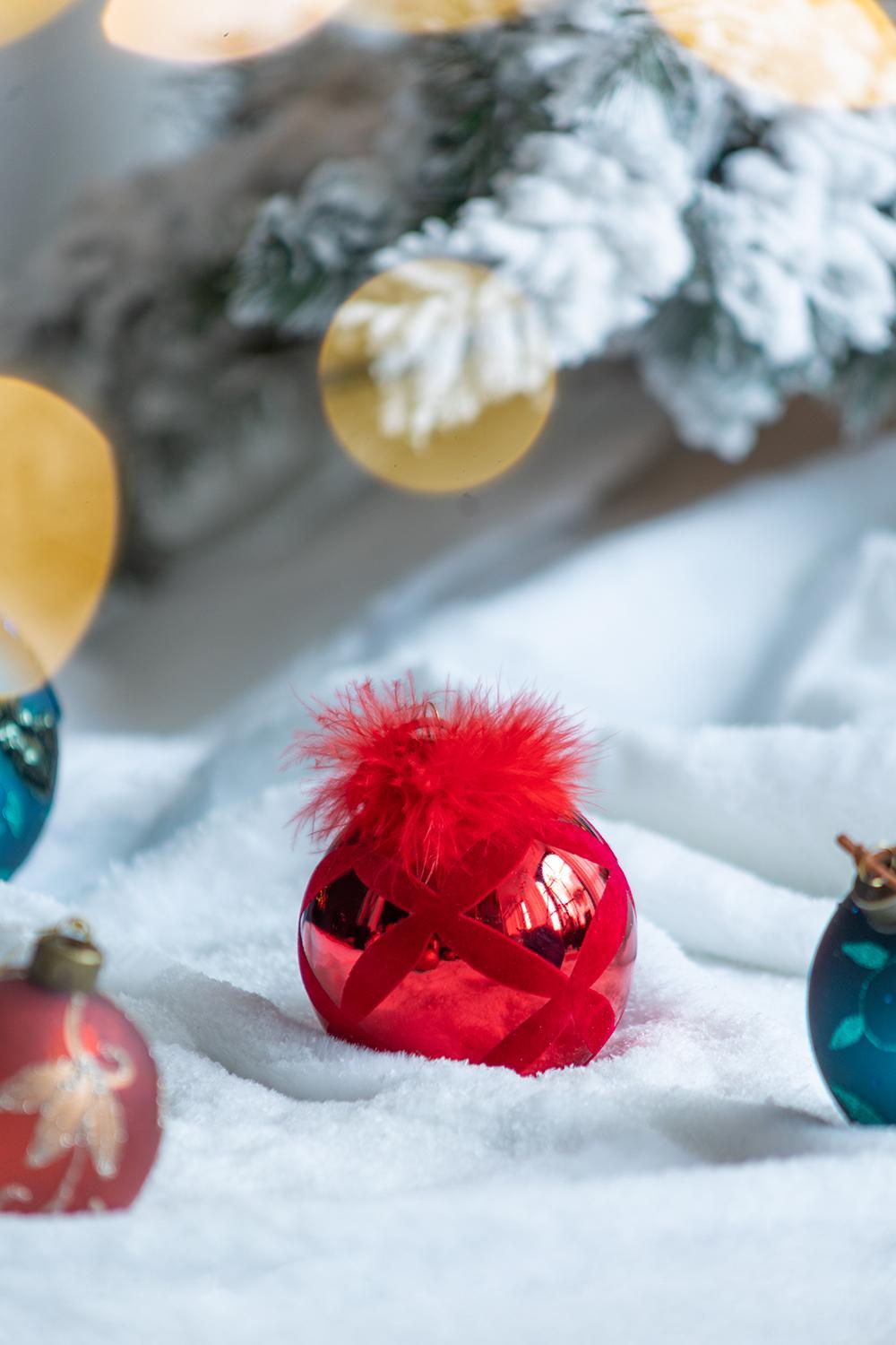 Christmas Ball Ornaments, Decorative Hanging Ball Christmas Tree Ornaments For Holiday Party Decorations (Set of 6) - Red