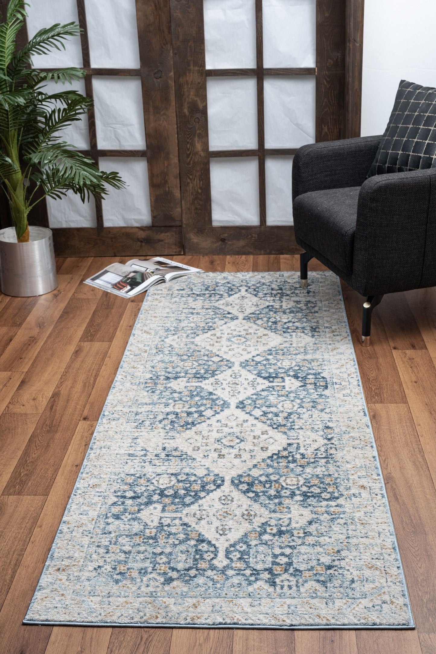 Noble - 2'7" X 7'3" Area Rug - Blue, Polyester