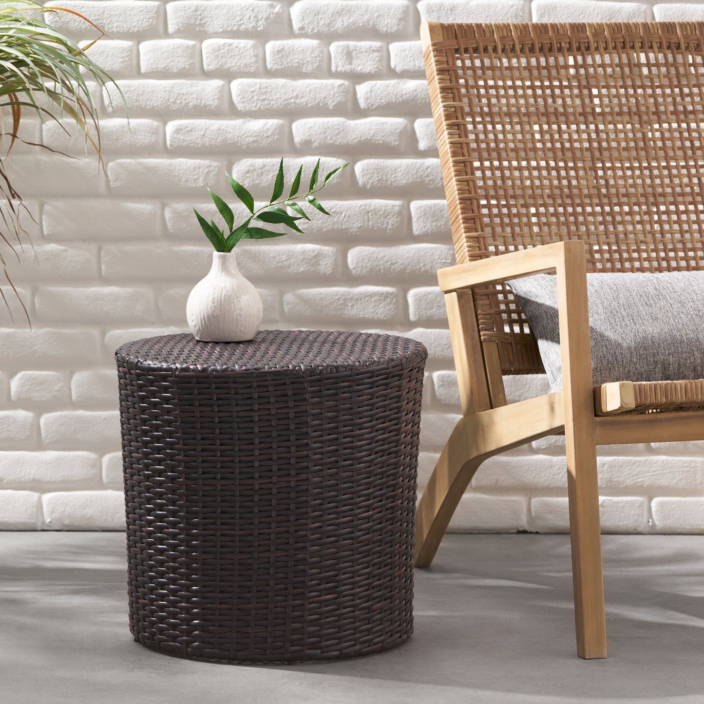 Barrel Side Table With Handcrafted Details - Brown