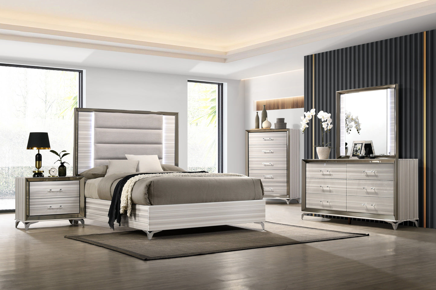 Star - Queen Bed With LED - White
