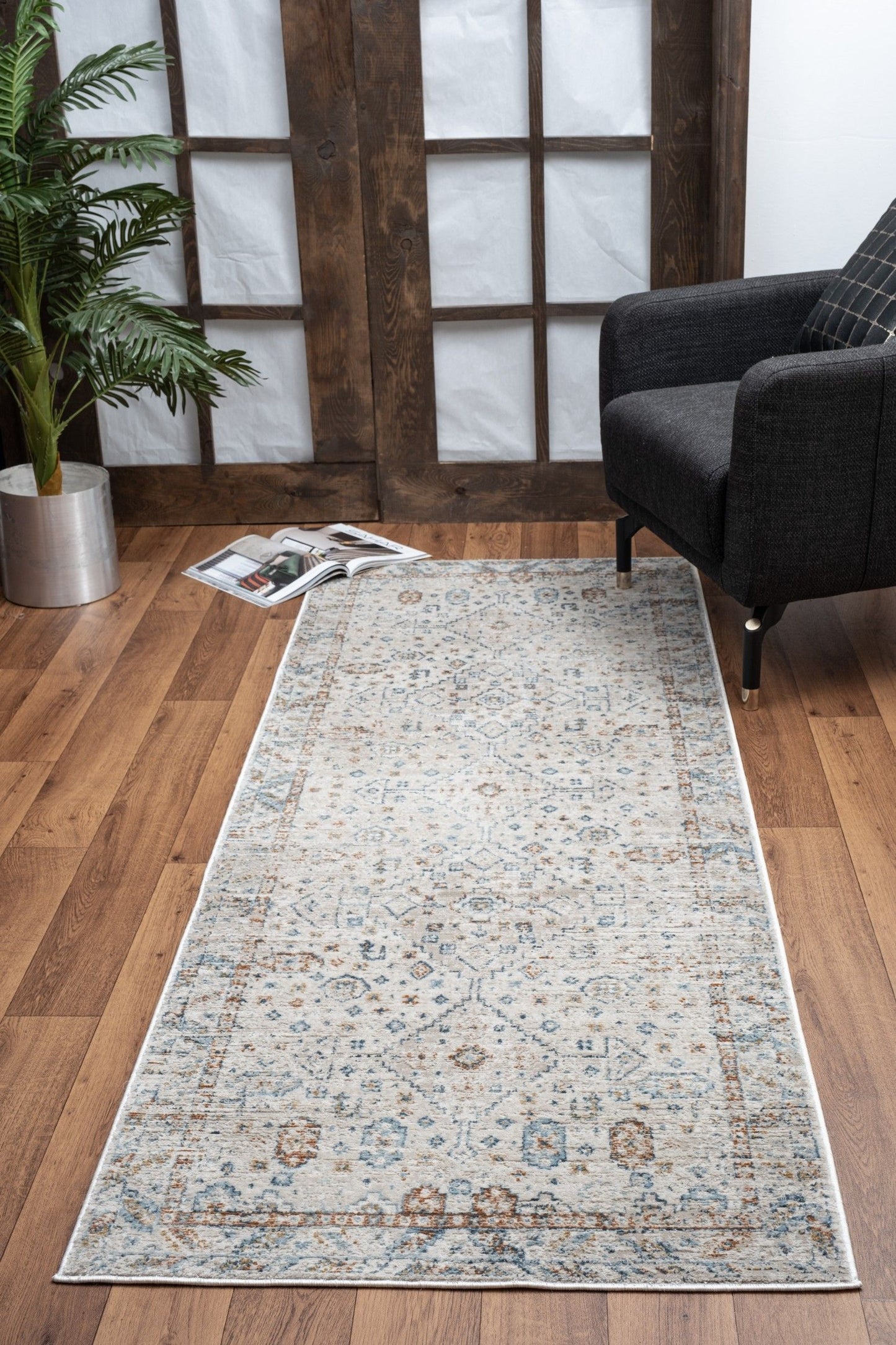 Noble - 7'10" X 10'3" Area Rug - Ivory