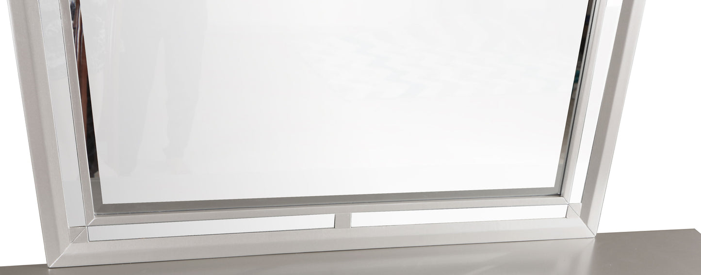 Elegant Transitional - Mirror - Silver Champagne