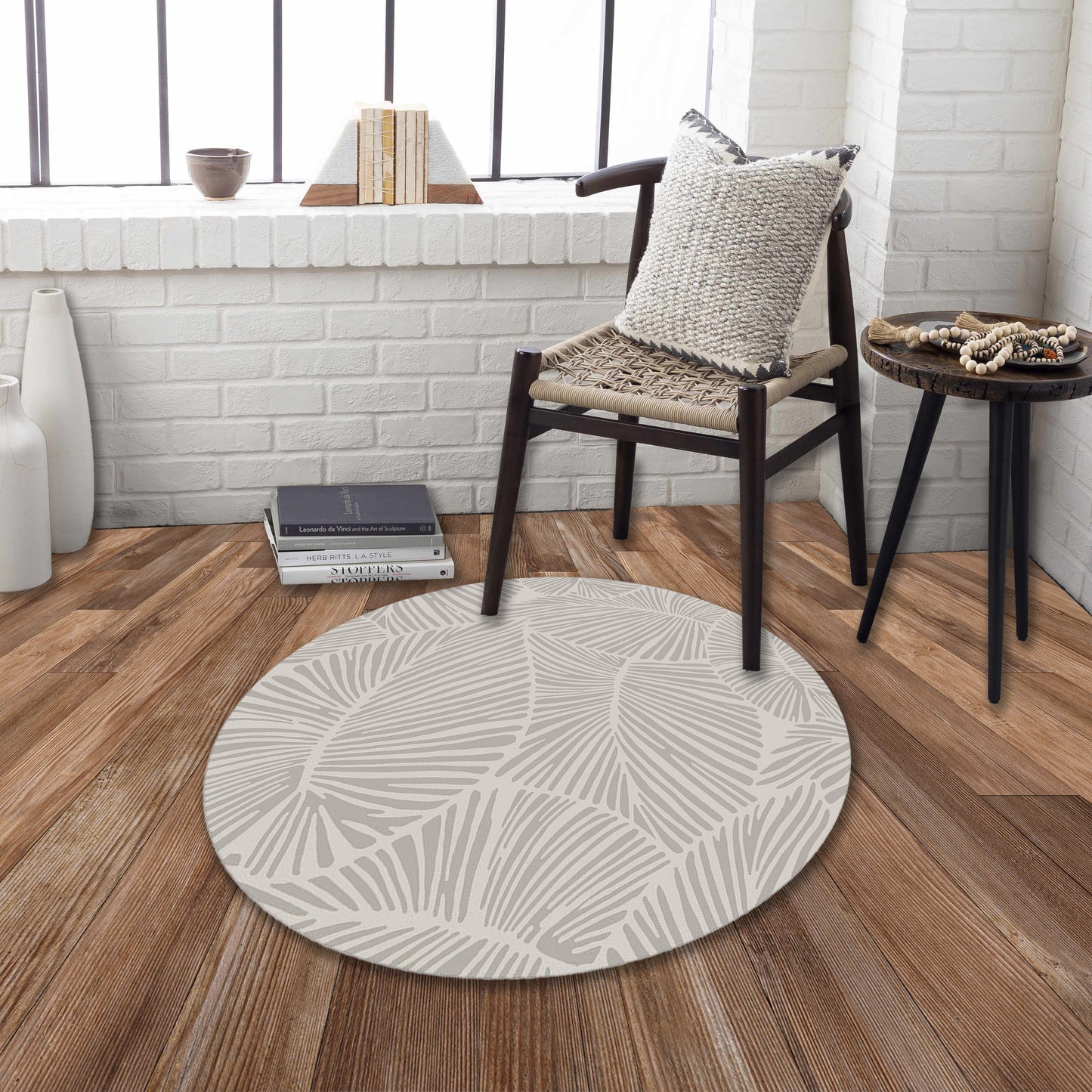 Curve - Round Rug - Silver