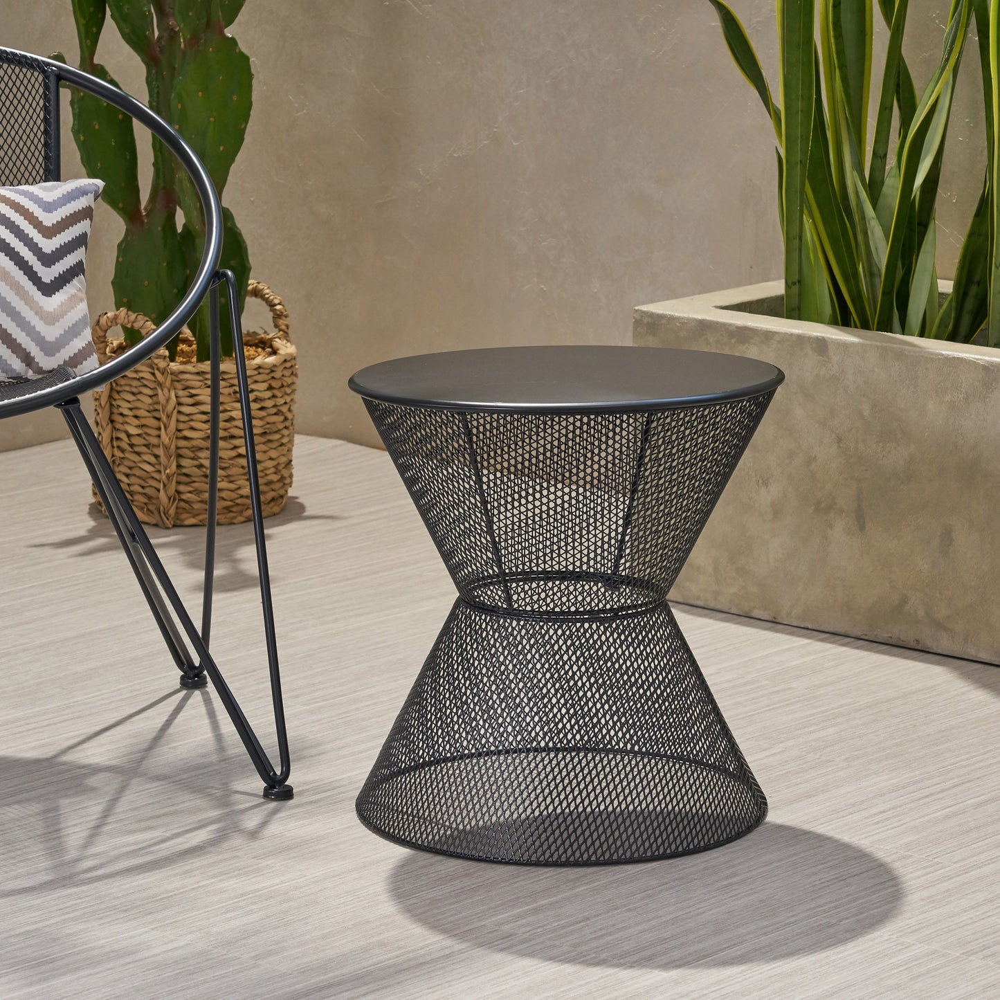 Nevada - Outdoor Side Table With Breezy Mesh Look - Matte Black