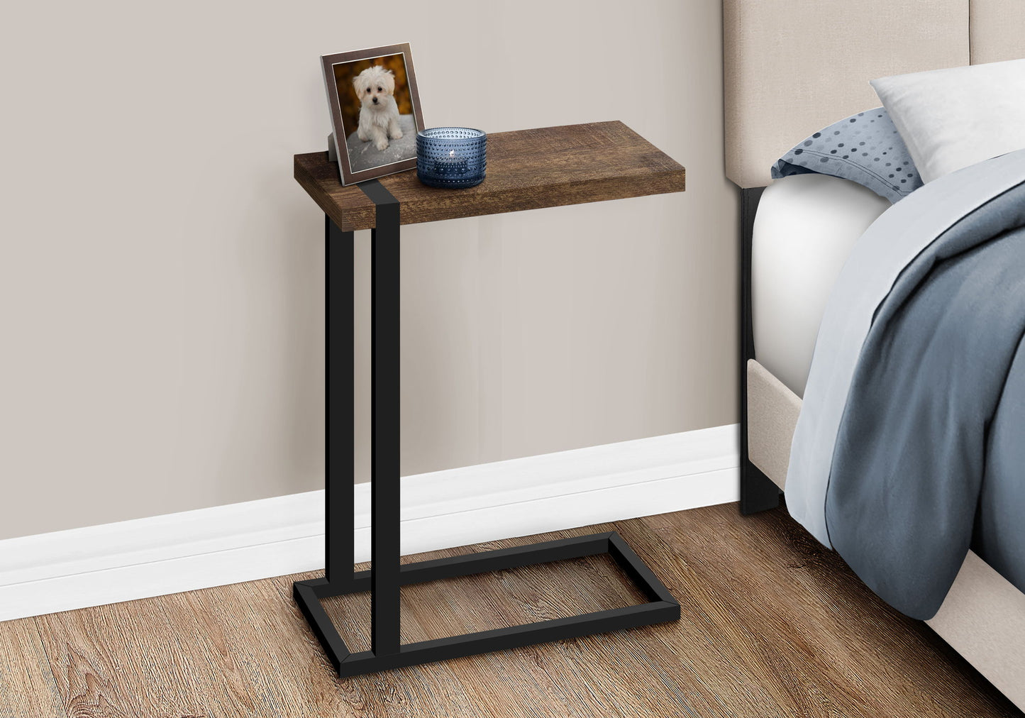 Accent Table, C - Shaped, Stylish Modern - Brown