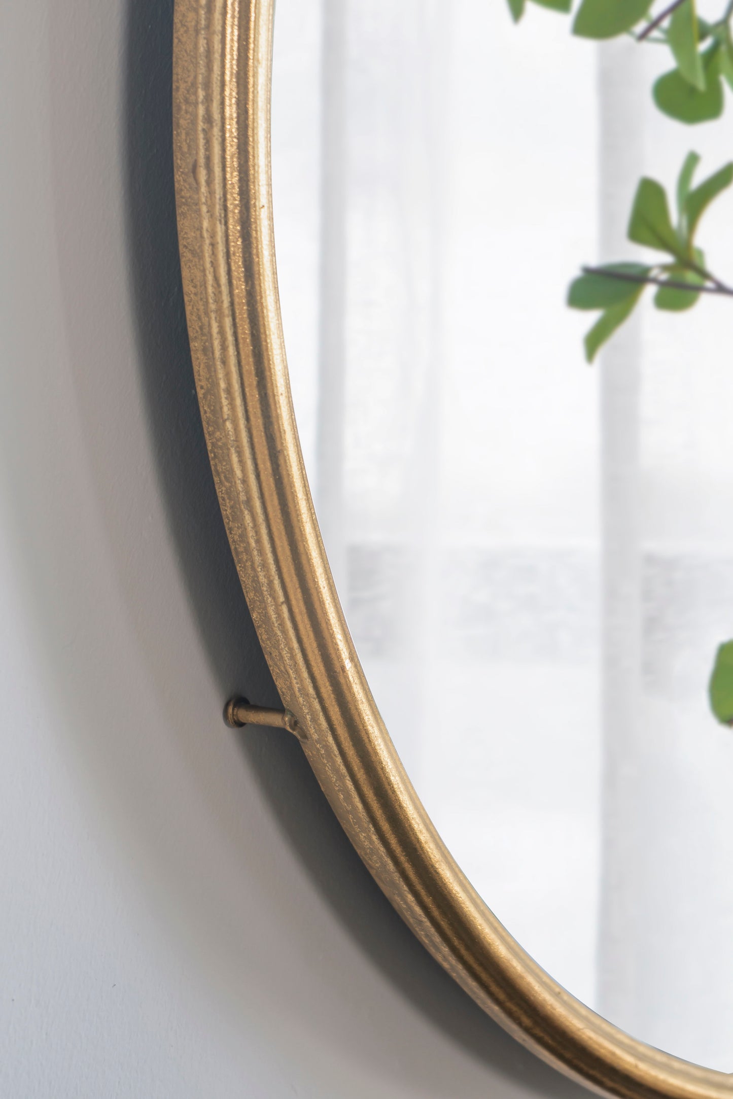 Circle Wall Mirror With Metal Frame, Accent Mirror For Living Room, Entryway, Office - Gold