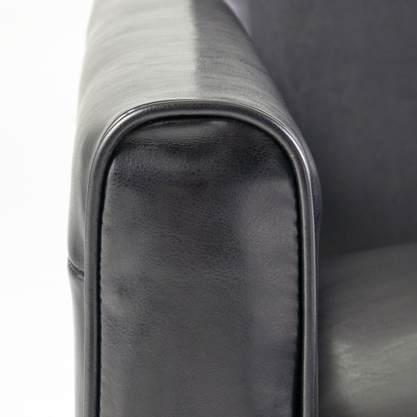Push Back Chair For Elegant Home - Black