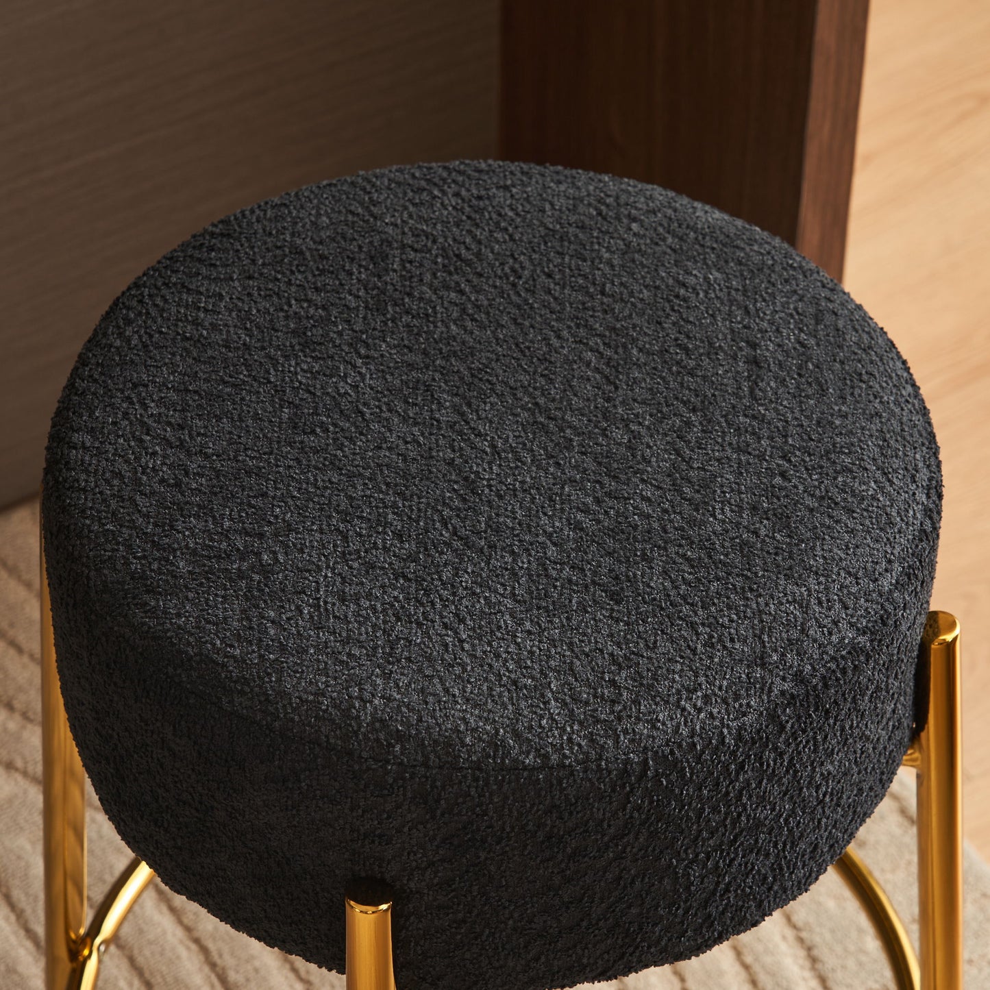 Round Bar Stools (Set of 2), Contemporary Upholstered Dining Stools For Kitchens, Coffee Shops And Bar Stores - Black / Gold