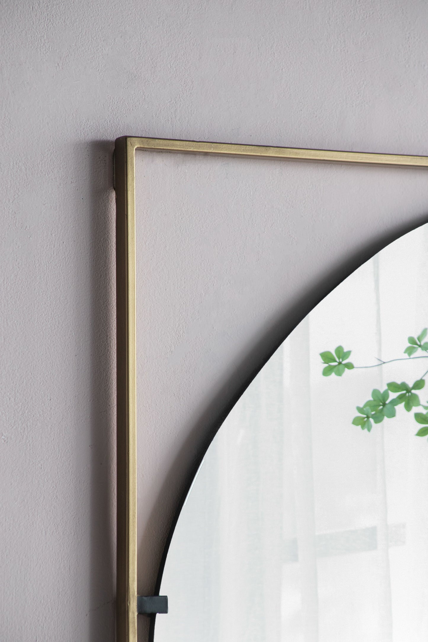 Poppy Mirror With Metal Frame Contemporary Design For Bathroom, Entryway Wall Decor - Golden Black