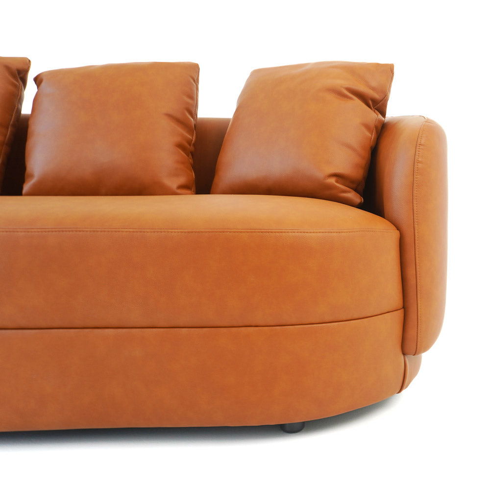 Dylan - Modern Sofa - Cognac
