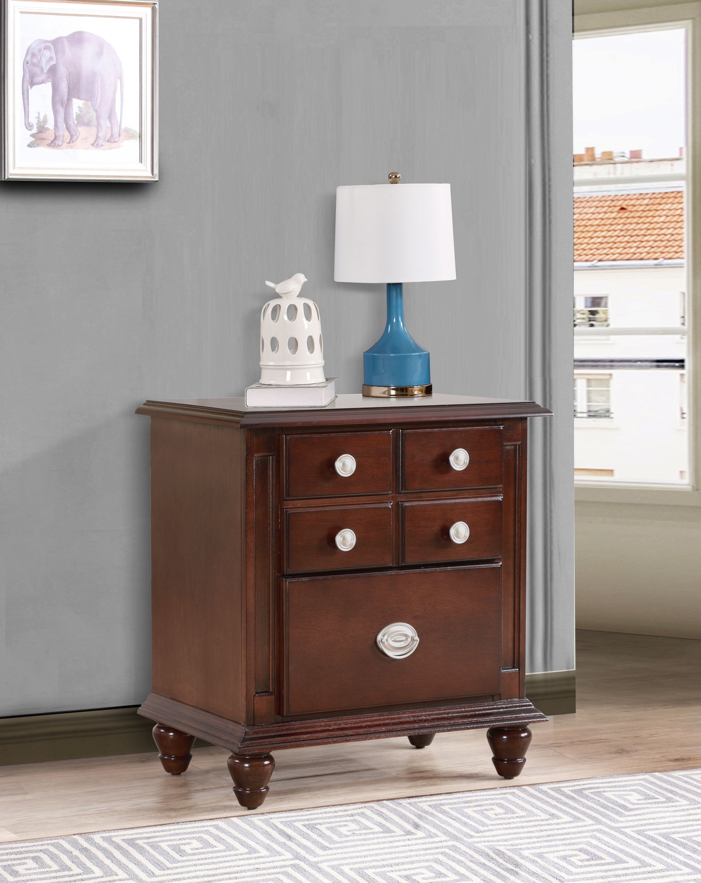 Elegant Traditional Nightstand - Cappuccino