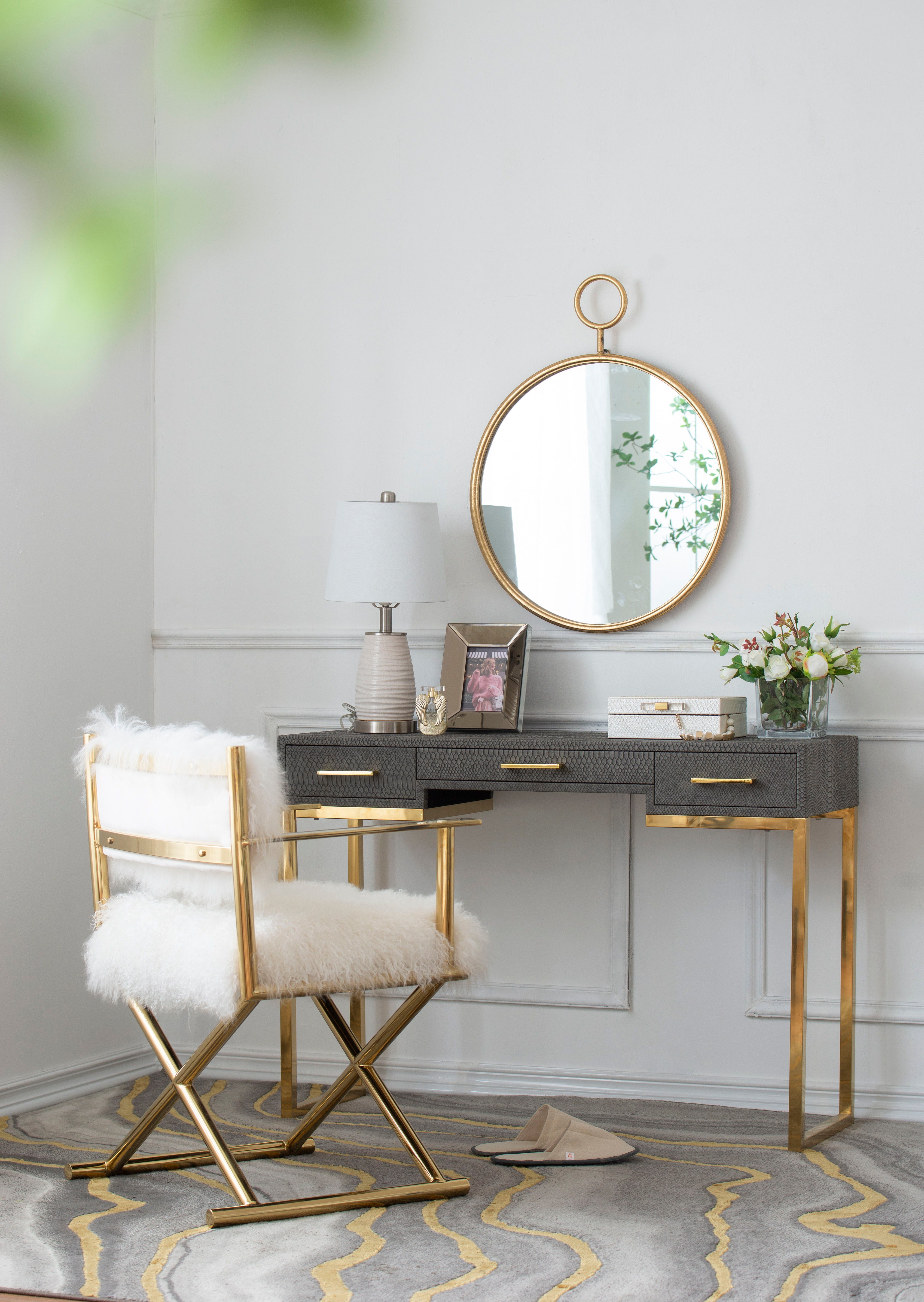 Circle Wall Mirror With Iron Frame, Accent Mirror For Living Room, Entryway, Office - Gold