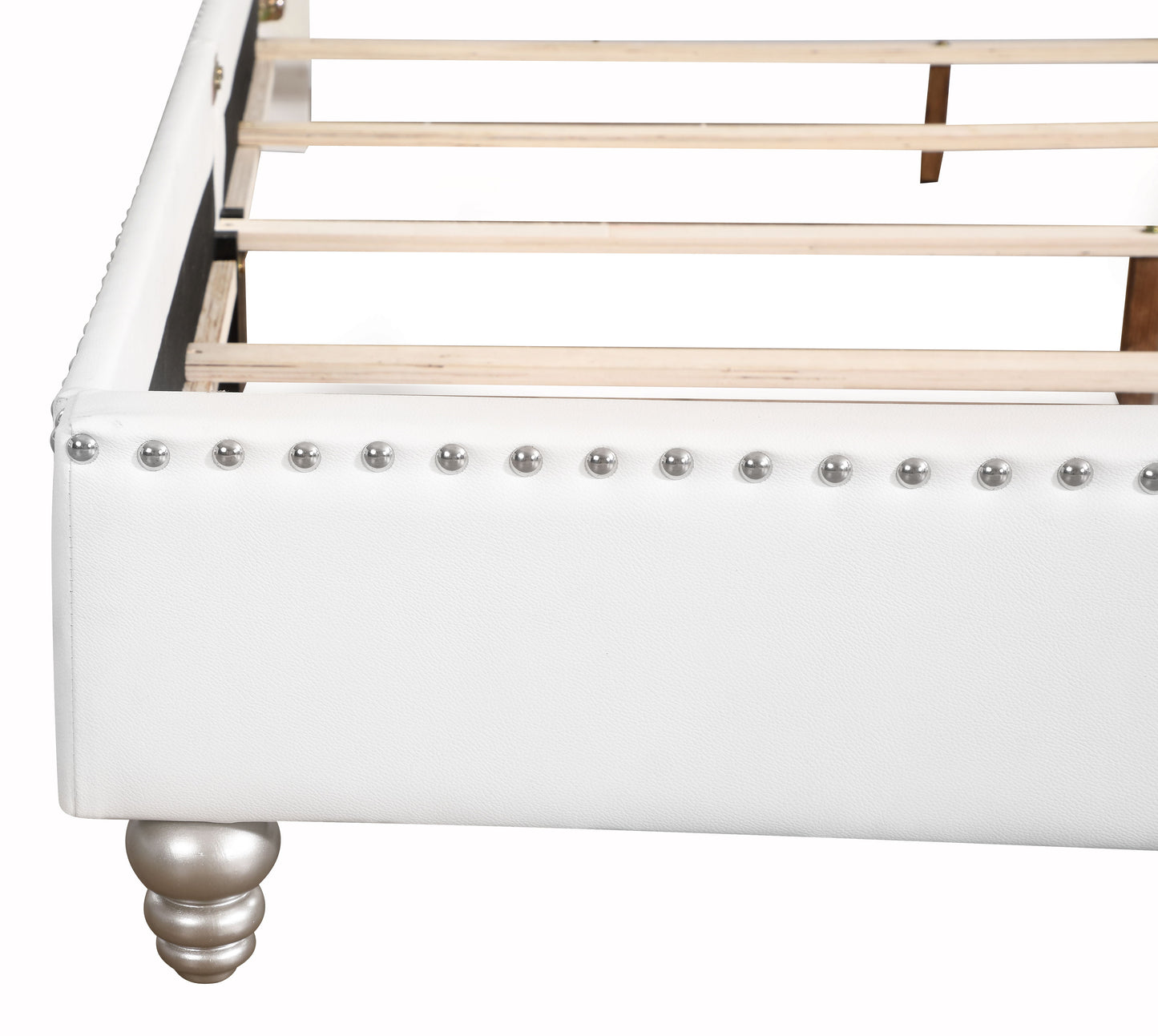 Tufted Transitional Upholstered Bed - White