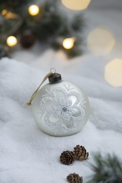 Christmas Ball Ornaments, Decorative Hanging Ball Christmas Tree Ornaments For Holiday Decorations (Set of 6) - White