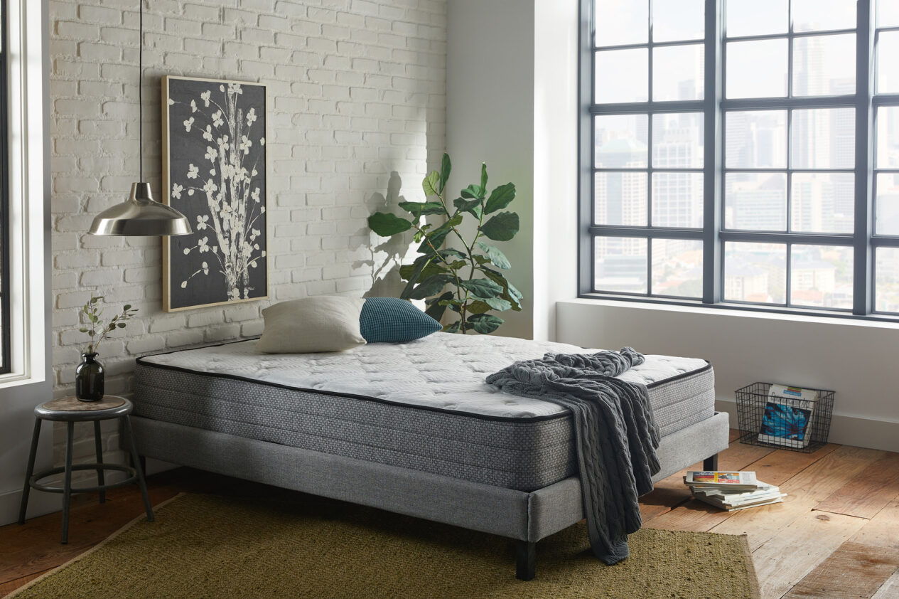10" California King Mattress With Gel Memory Foam 884 Pocketed Coil - White / Gray