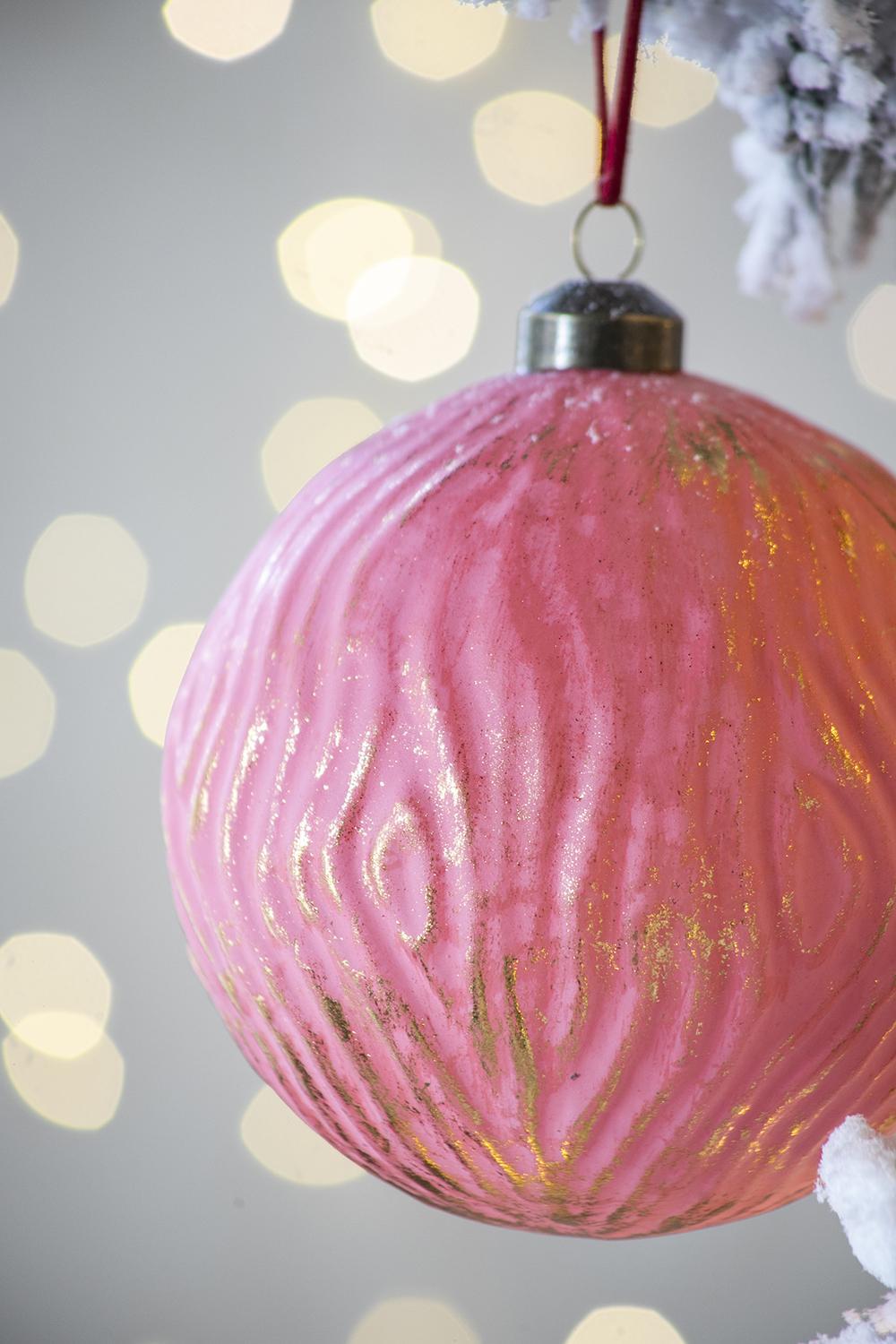 Christmas Ball Ornaments, Glass Decorative Hanging Ball Christmas Tree Ornaments For Holiday Party Decorations (Set of 4) - Red