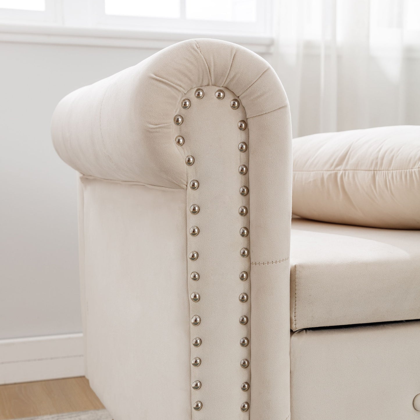 Chaise Lounge Indoor, Velvet Lounge Chair For Bedroom With Storage & Pillow, Modern Upholstered Rolled Arm Chase Lounge For Sleeping With Nailhead Trim For Living Room Bedroom Office - Beige