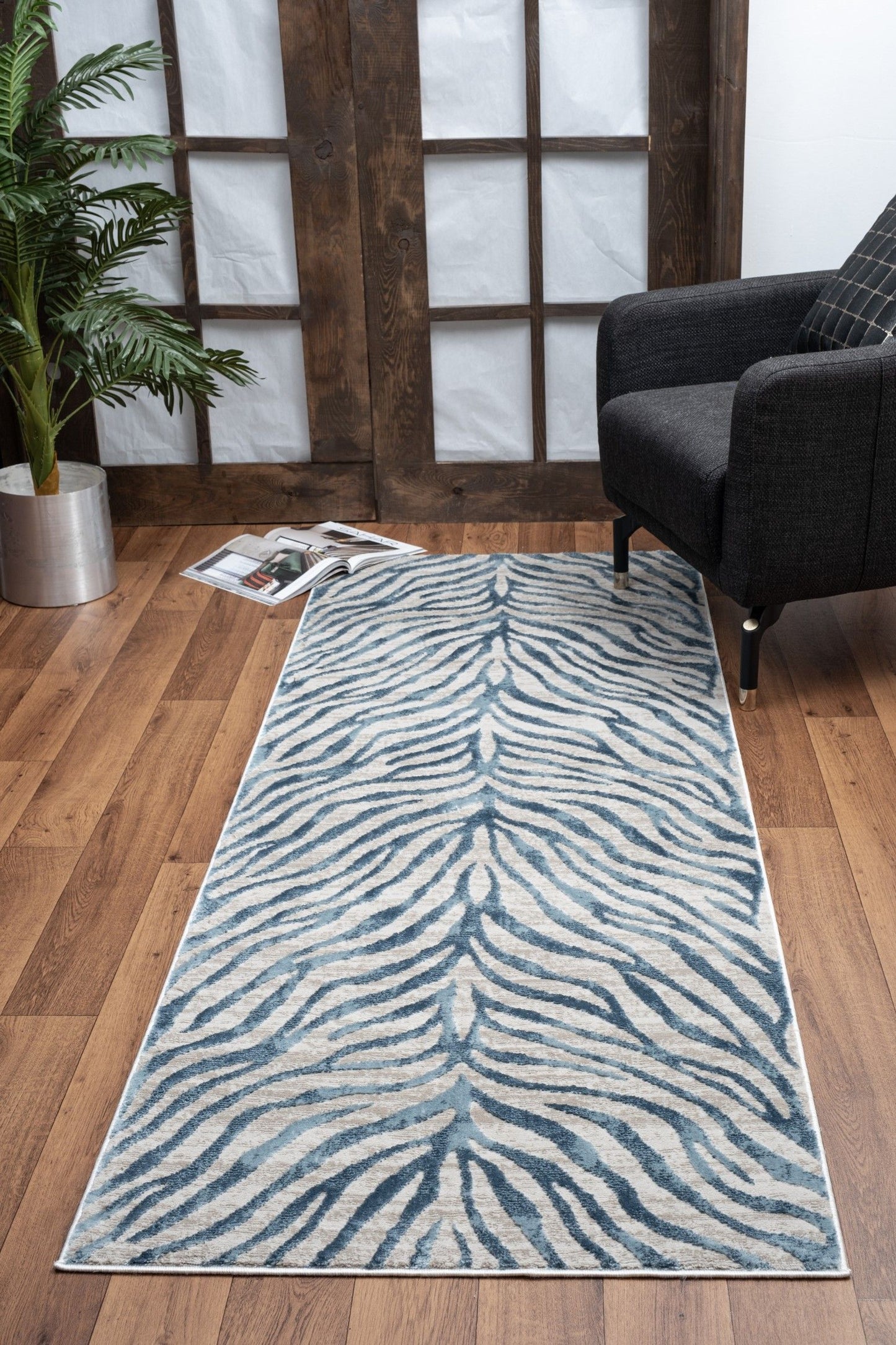 Elegance - 2' X 3' Area Rug - Blue