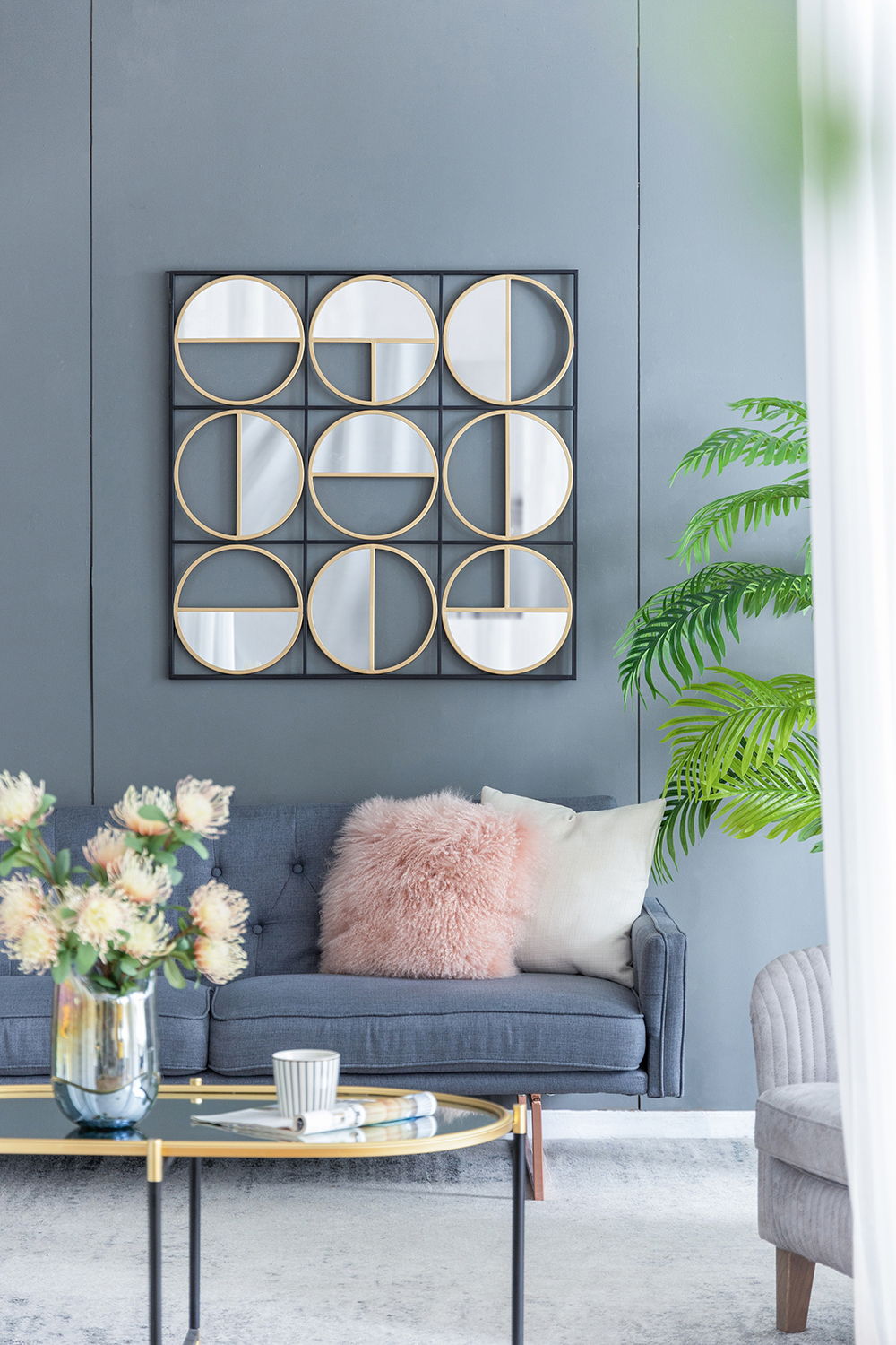 Eclectic Styling Metal Beaded Wall Mirror With Contemporary Design For Bedroom, Liveroom & Entryway - Golden Black
