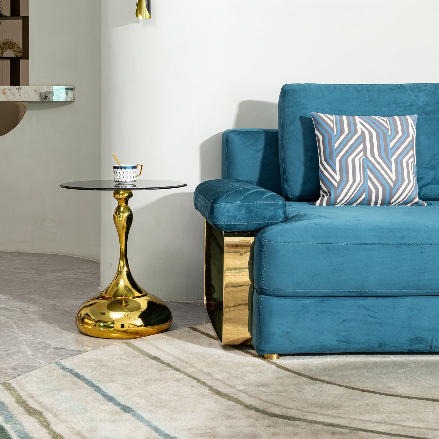 Elegant Small Round Side Table With Tempered Glass Top For Living Room - Gold