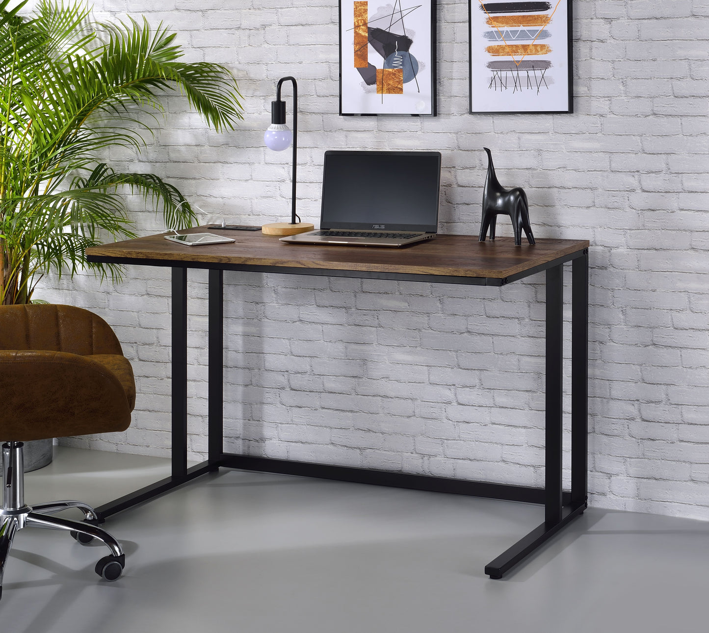 Tyrese - Writing Desk With USB - Walnut / Black