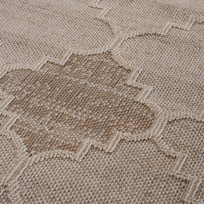 Guros - 5' X 7' Trellis Indoor / Outdoor Area Rug - Cream
