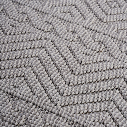 Guros - 4' X 6' Geometric Indoor / Outdoor Area Rug - White