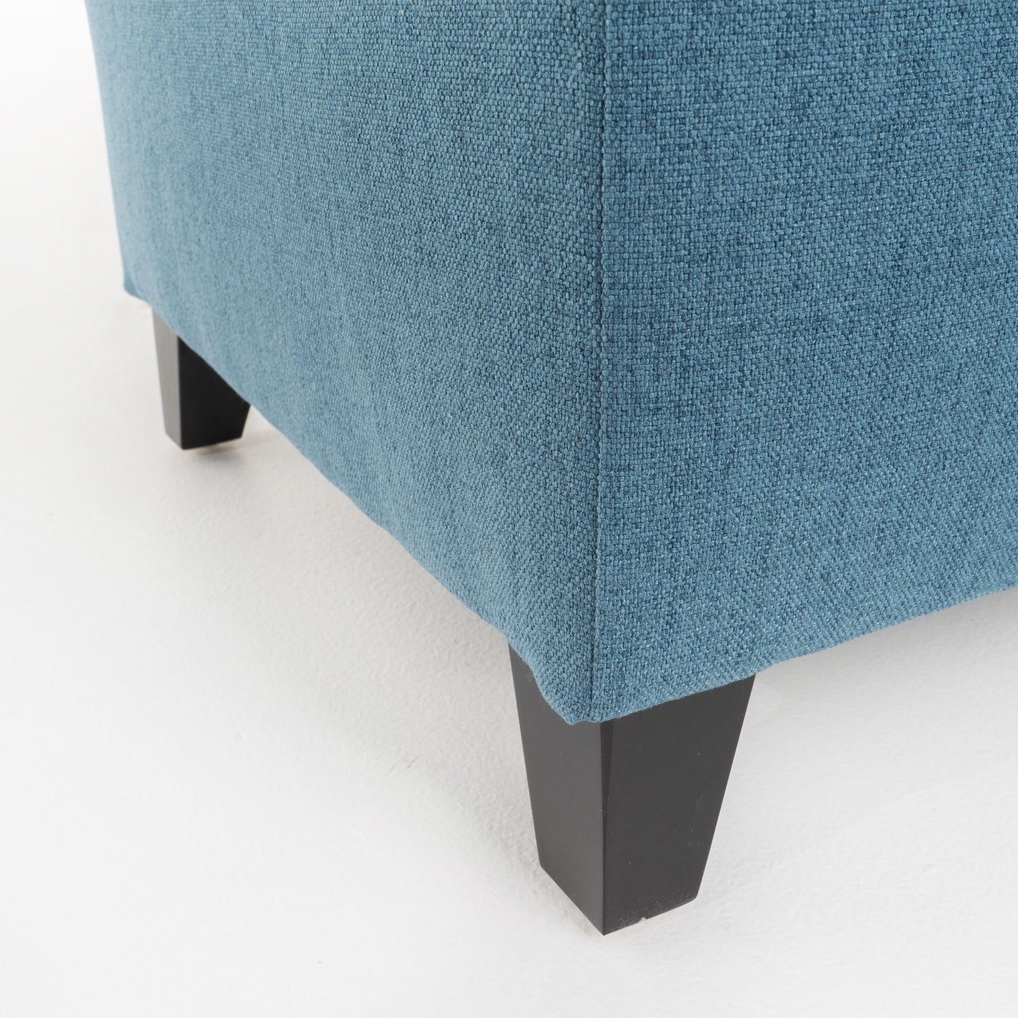 Juliana - Storage Ottoman With Stylish DesignÔøΩÔøΩÔøΩÔøΩÔøΩÔøΩÔøΩÔøΩÔøΩÔøΩÔøΩÔøΩÔøΩÔøΩÔøΩ Fabric And Birch Legs - Blue