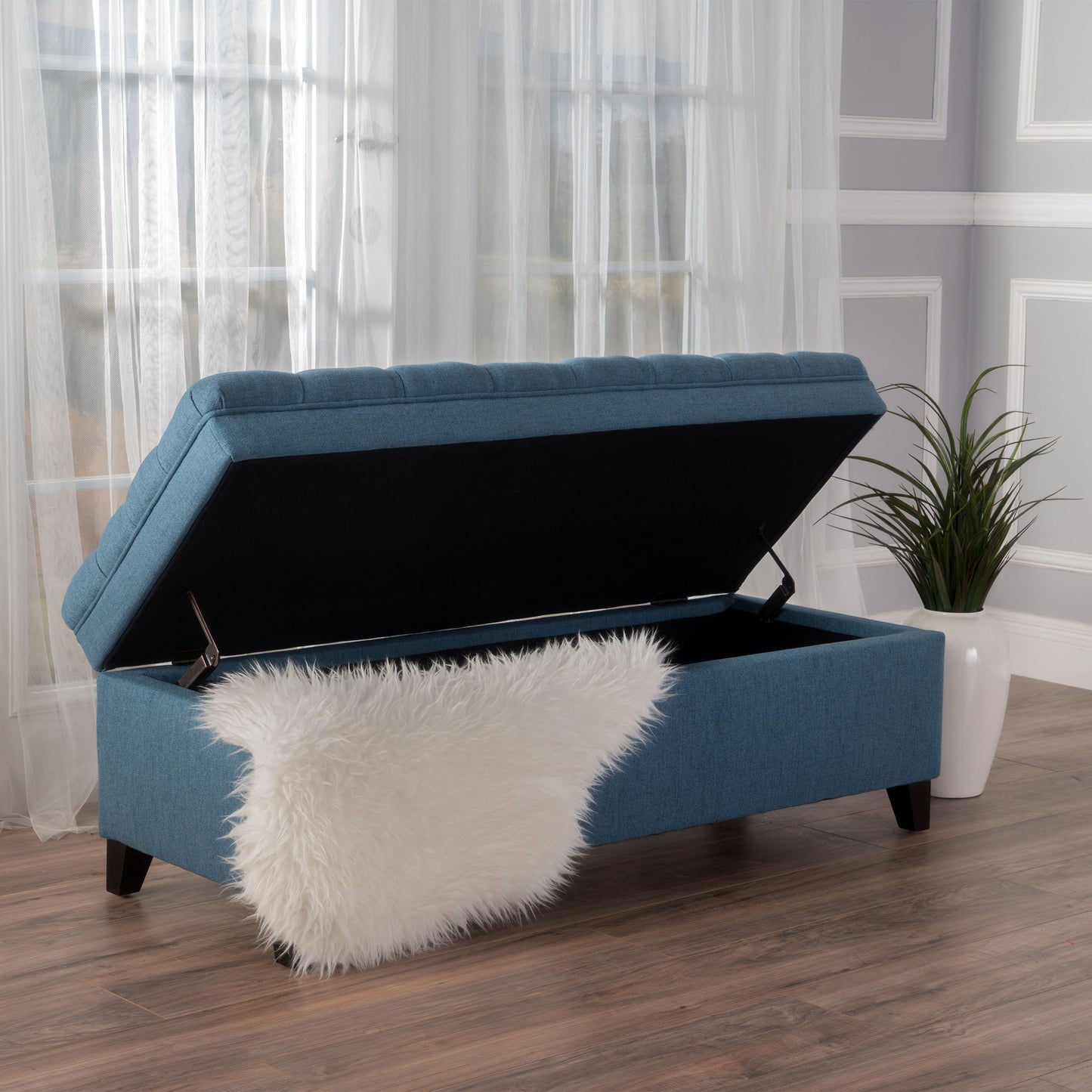 Juliana - Storage Ottoman With Stylish DesignÔøΩÔøΩÔøΩÔøΩÔøΩÔøΩÔøΩÔøΩÔøΩÔøΩÔøΩÔøΩÔøΩÔøΩÔøΩ Fabric And Birch Legs - Blue