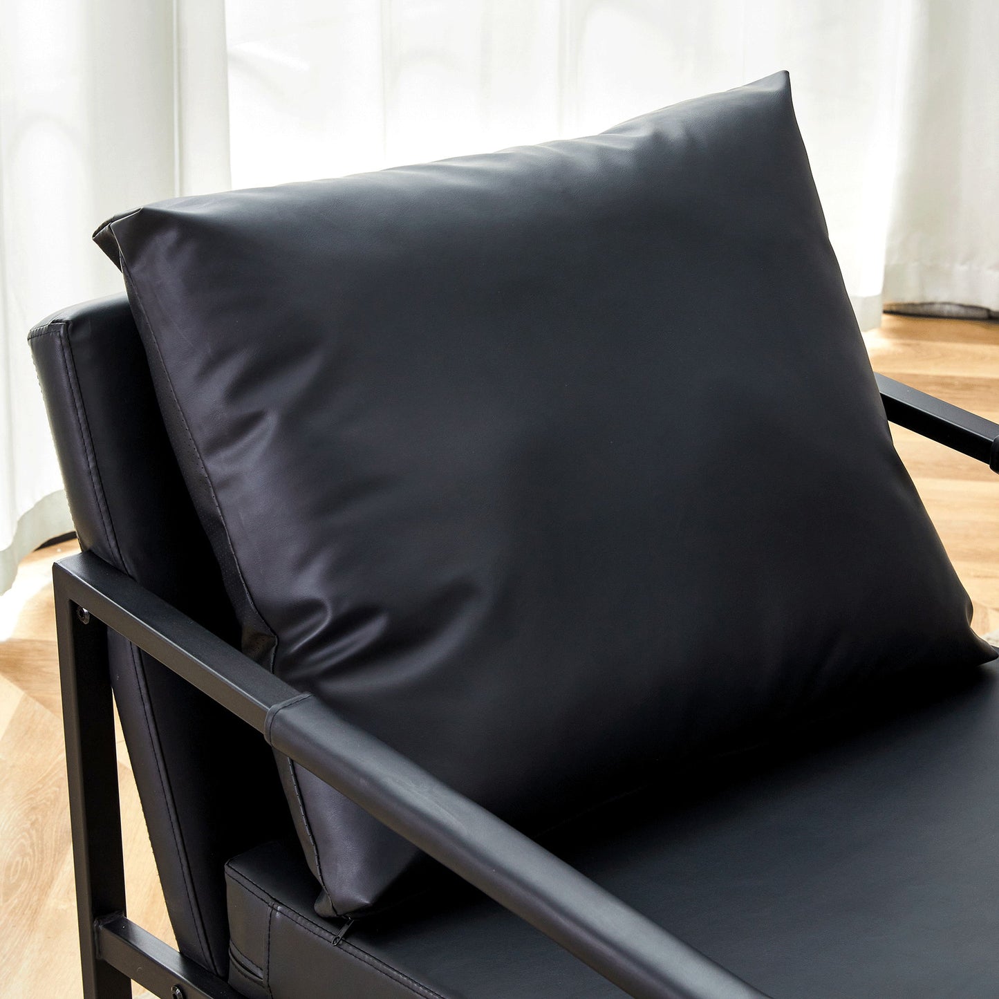 Classic Metal Frame Sofa Ergonomically Designed, A Perfect Blend Of Modern And Industrial Styles - Black