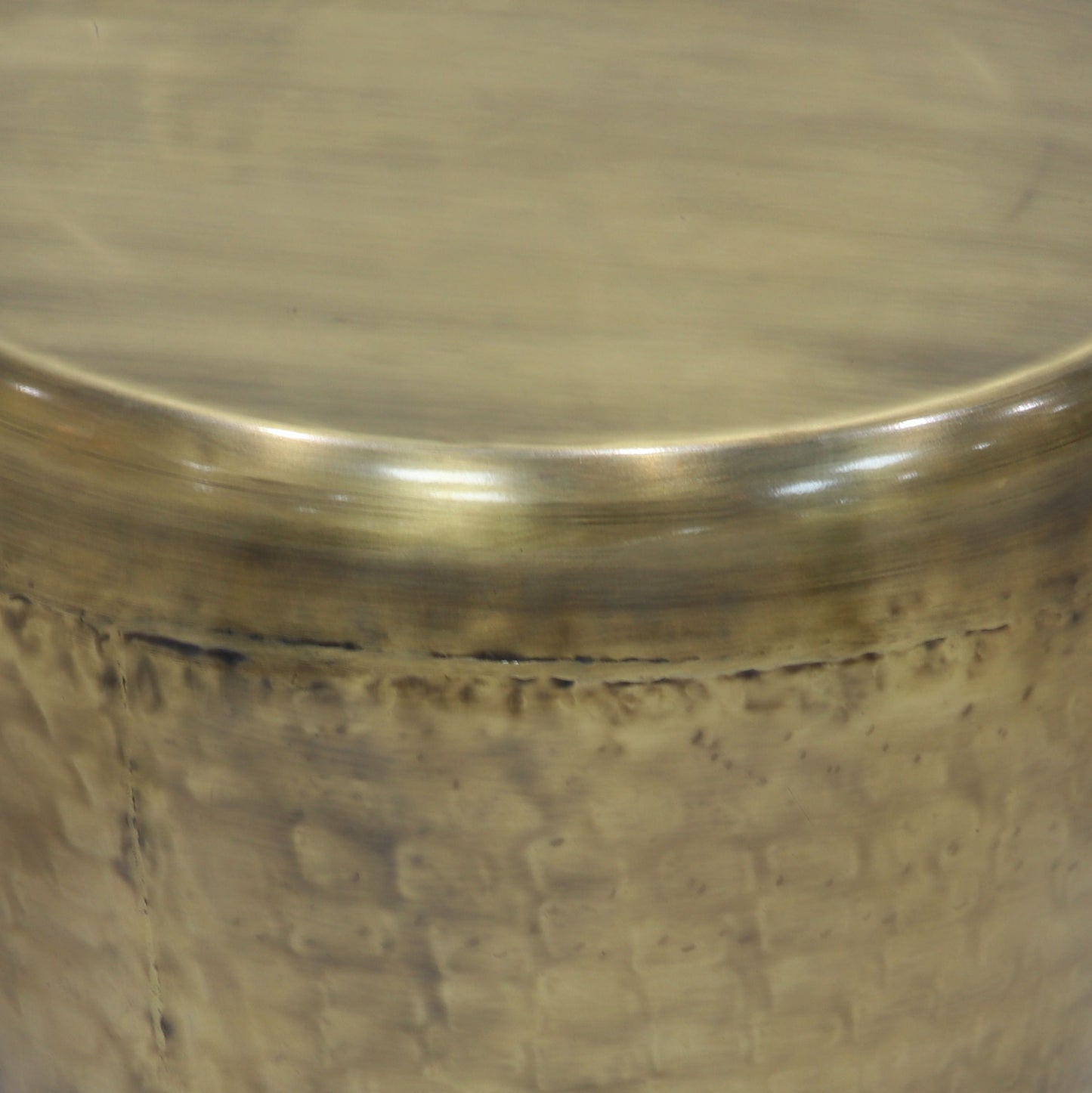 Garvy - Metal Side Table - Antique Gold