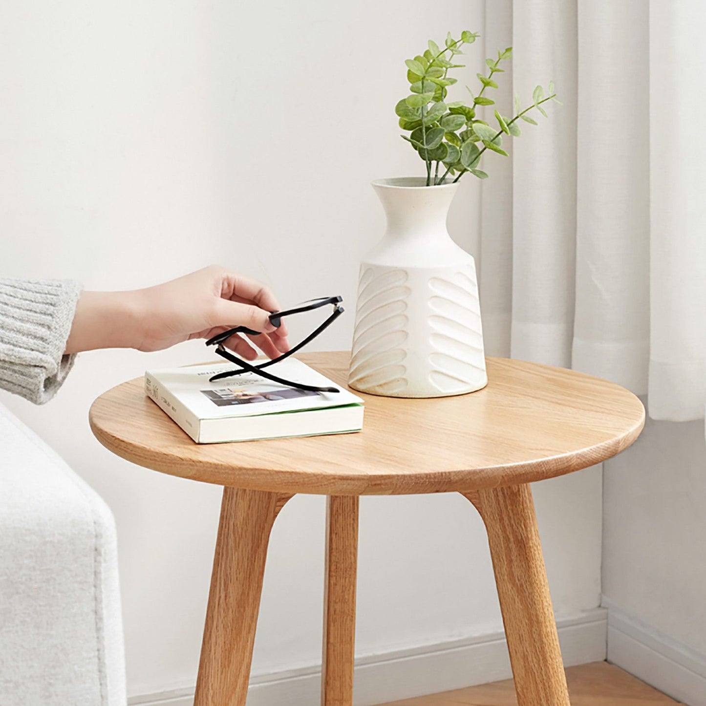 Round Small End Table, Side Table For Bedroom & Balcony - Natural