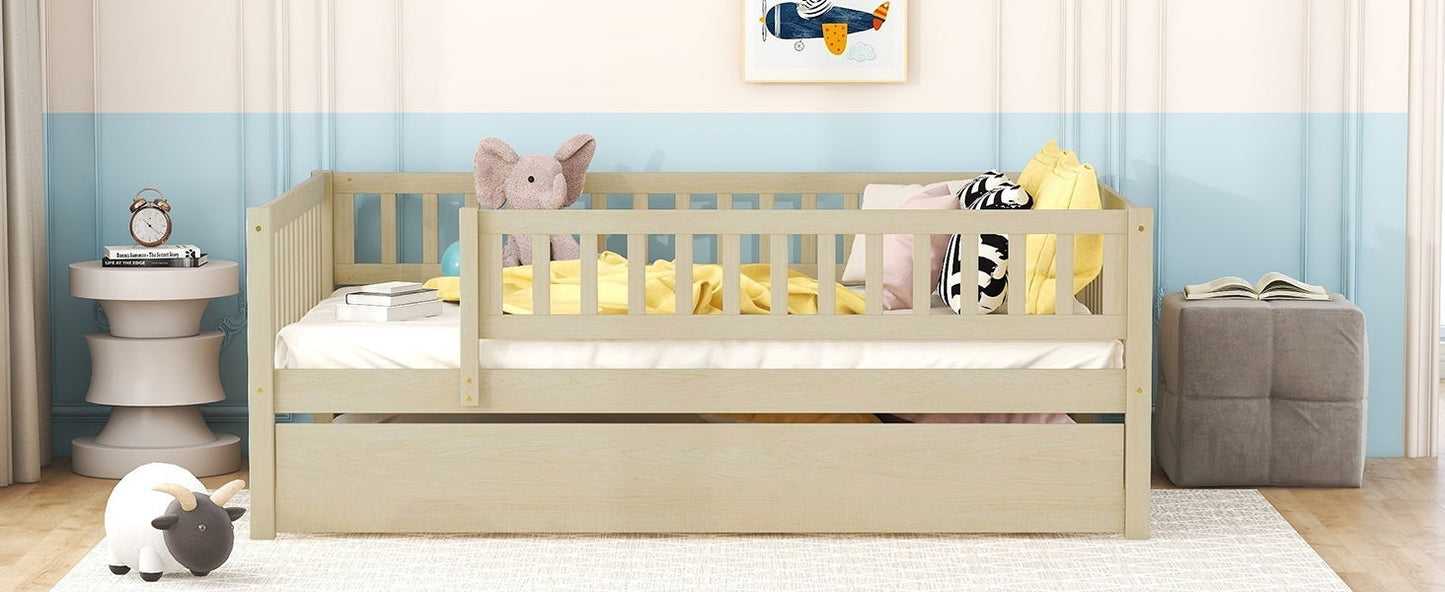 Full Size Daybed With Trundle And Fence Guardrails - Natural