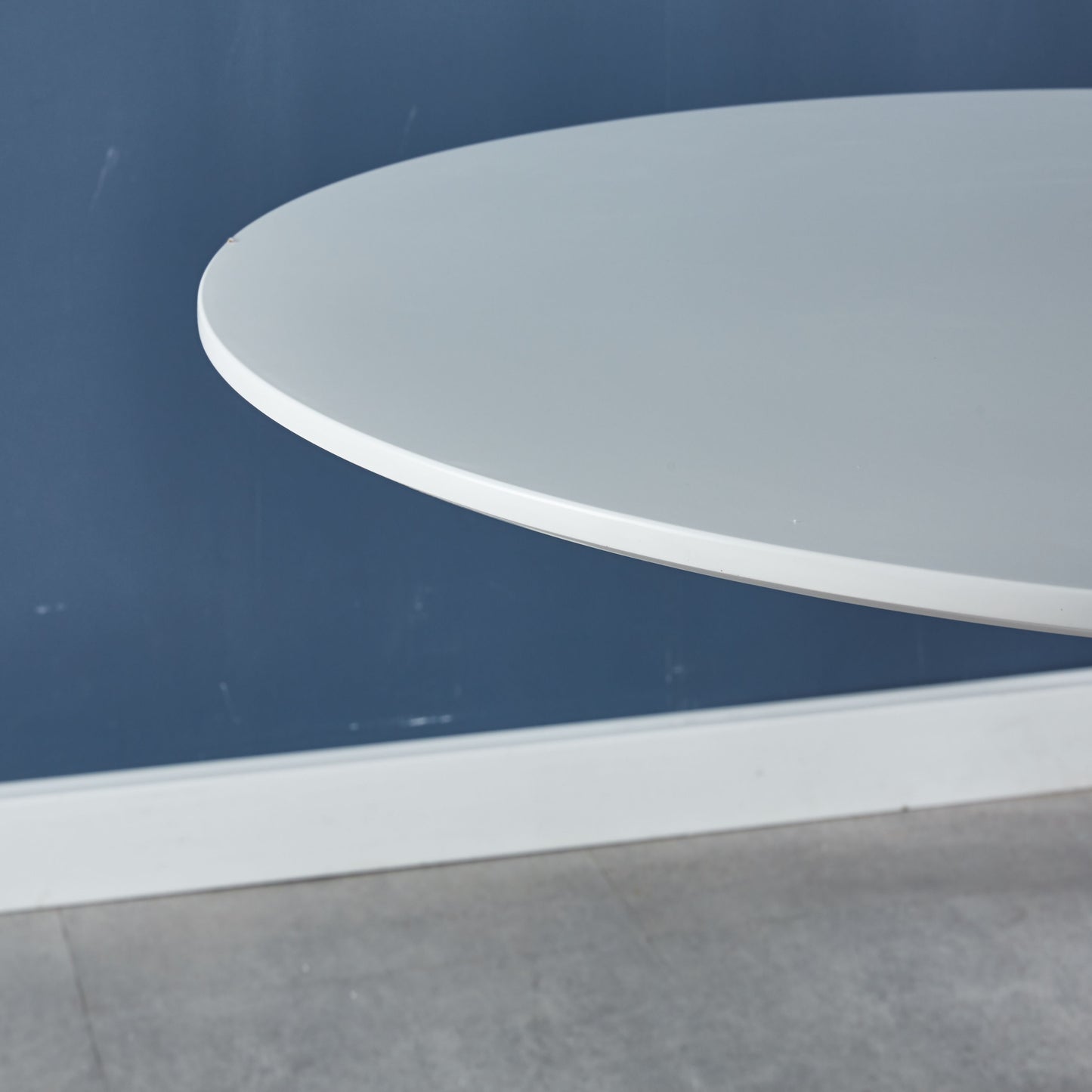 Tulip Table Mid-Century Dining Table For 4-6 People With Round MDF Table Top, Pedestal Dining Table, End Table Leisure Coffee Table - White