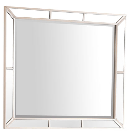 Elegant Wall Mirror For Modern Spaces - Pearl