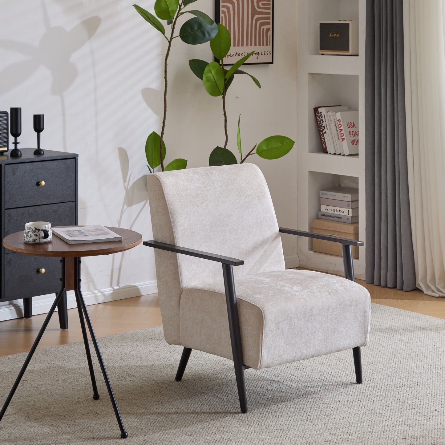 Modern Lounge Chair With Polyester Upholstery And Sturdy Metal Frame - Beige