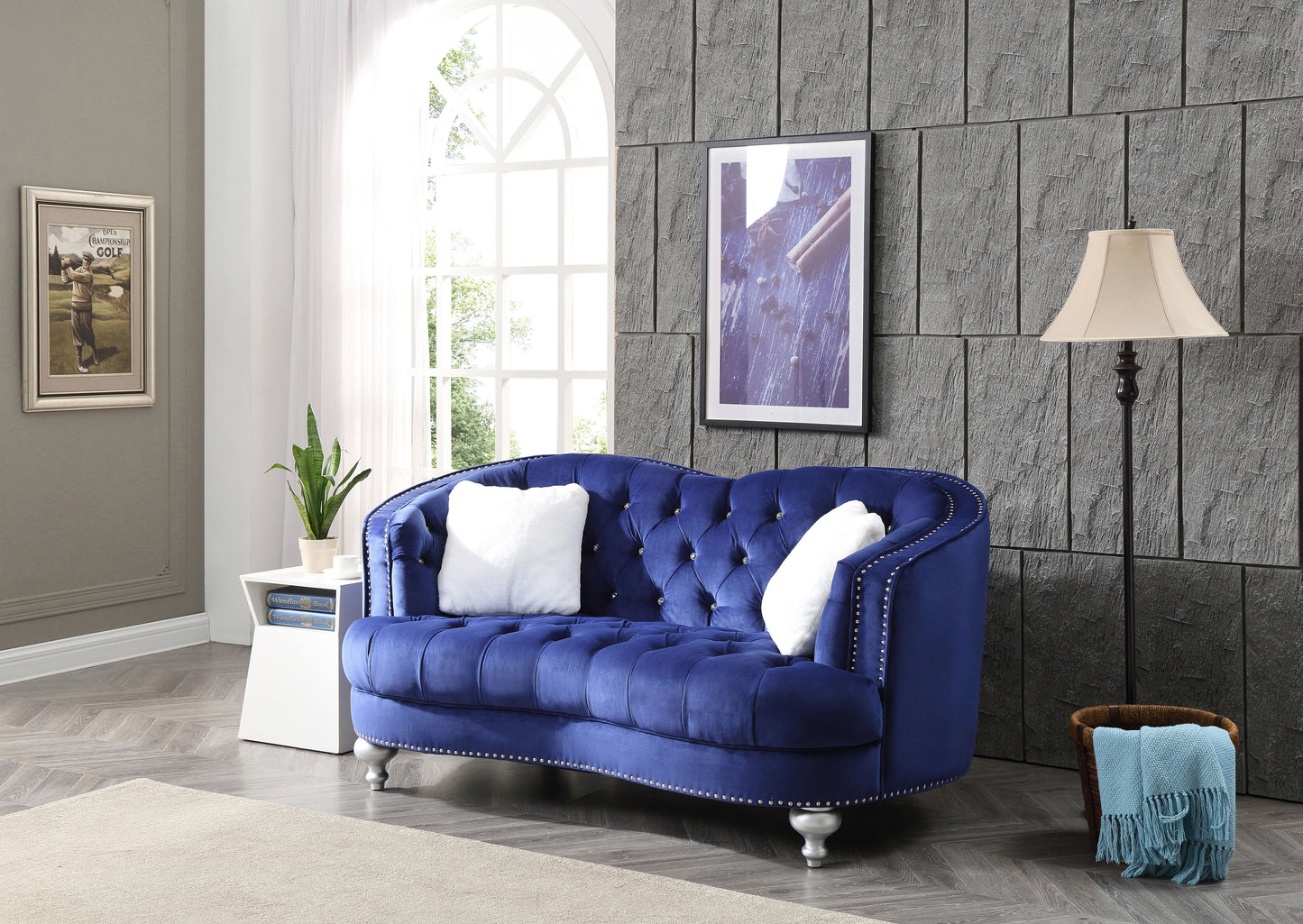 Charming Traditional Loveseat - Blue