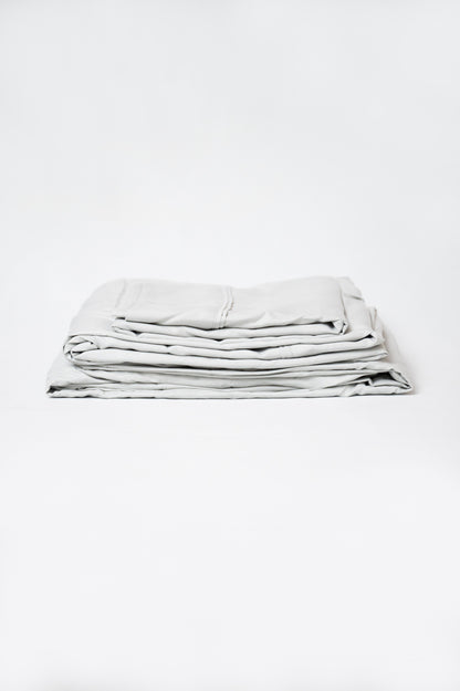 4 Piece Twin Microplush And Bamboo Hypoallergenic Sheet Set - Pewter
