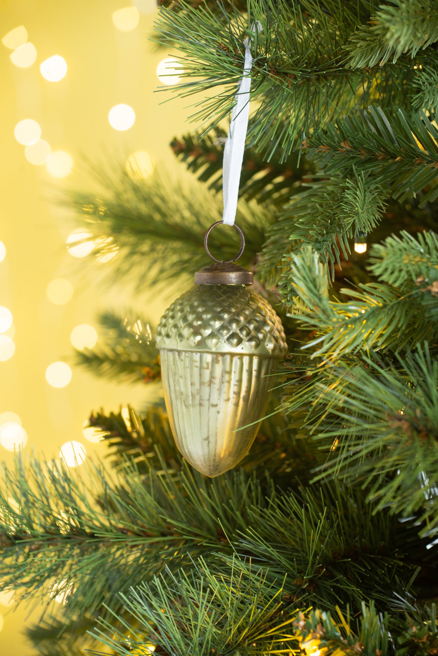 Tear Drop Ornament, Glass Decorative Hanging Christmas Tree Ornaments For Holiday Party Decorations (Set of 12) - Green