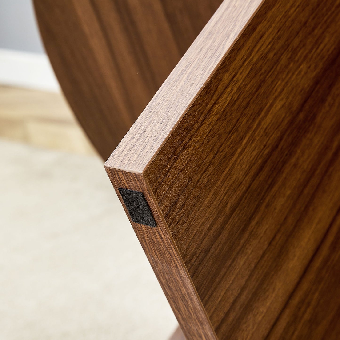 Versatile Round Coffee Table For Diverse Interior Styles, Blending Modern Minimalism With Nordic Elegance - Walnut