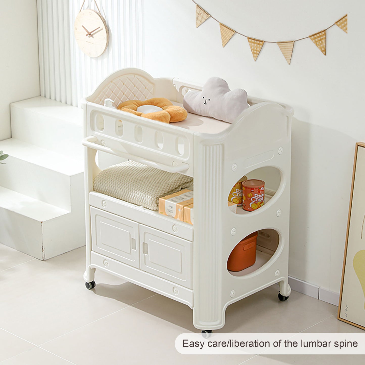Eco Friendly Hdpe Baby Diaper Changing Table With Removable Safety Belt And Easy Clean Surface - White