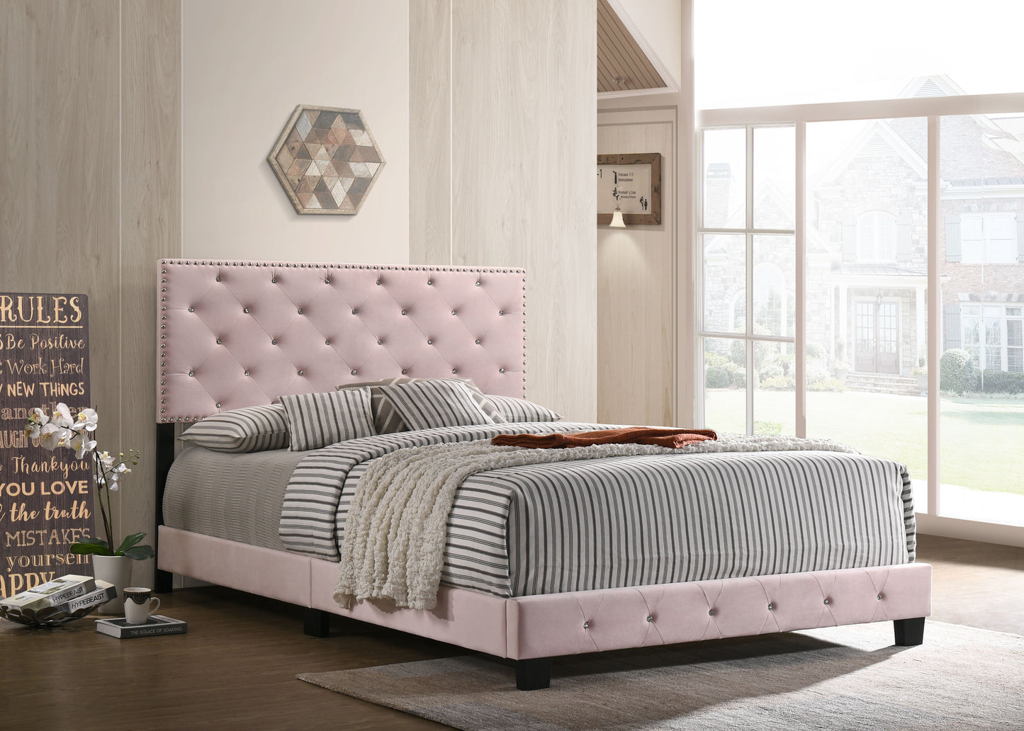 Suffolk - Queen Bed - Pink