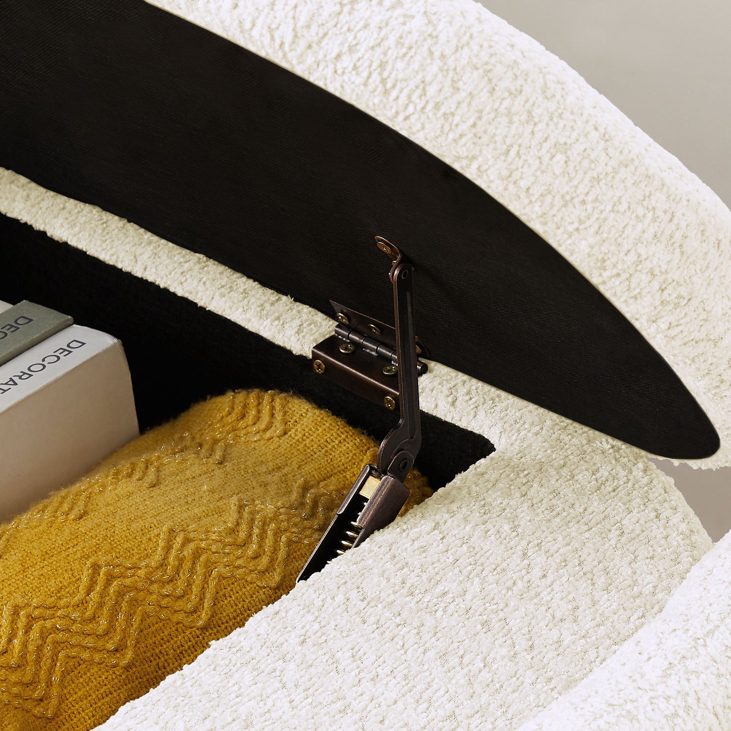 Ottoman Oval Storage Bench, 3D Lamb Fleece Bench With Large Storage Space For The Living Room, Entryway And Bedroom - Cream White