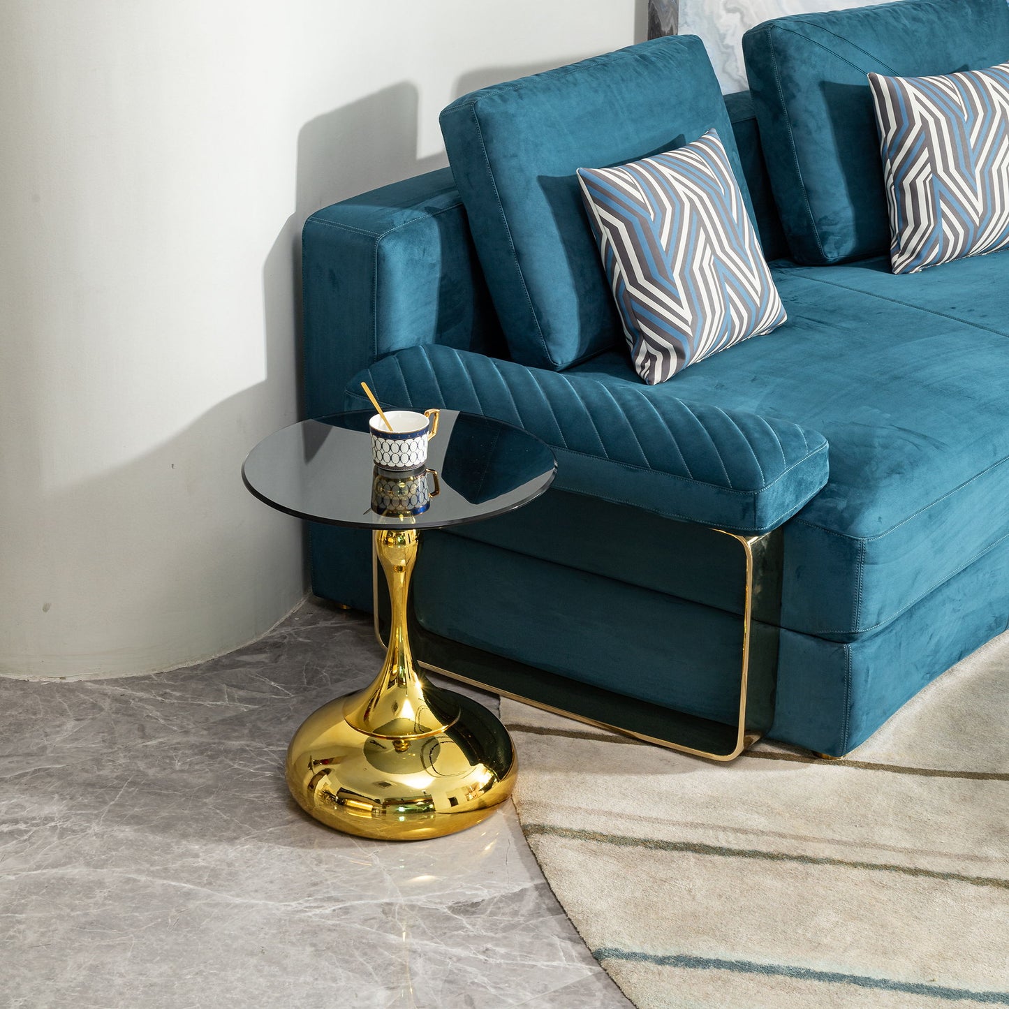 Elegant Small Round Side Table With Tempered Glass Top For Living Room - Gold