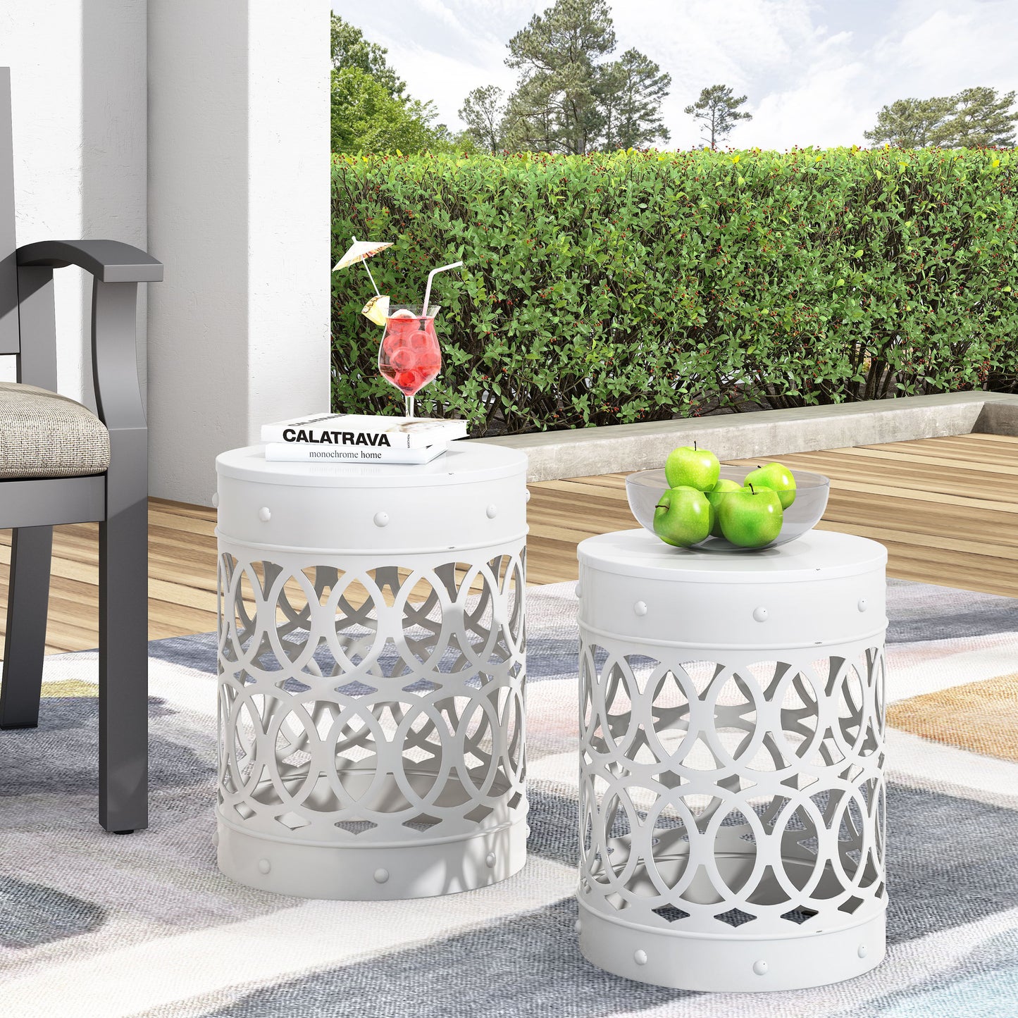 Outdoor Metal (Set of 2) End Table - White