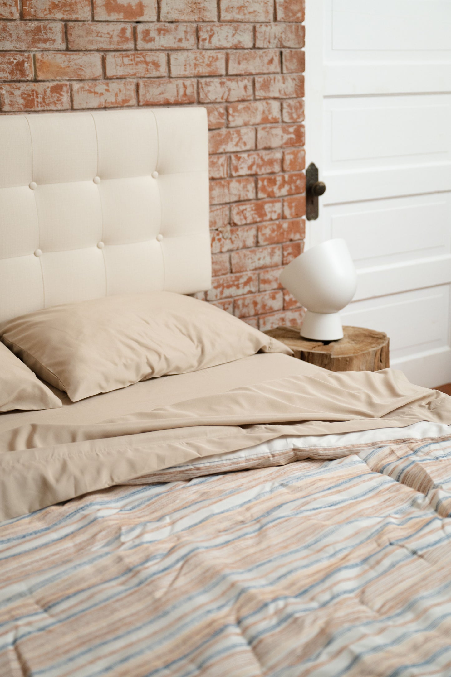 5 Piece Split California King Brushed Microfiber Hypoallergenic Sheet Set - Khaki