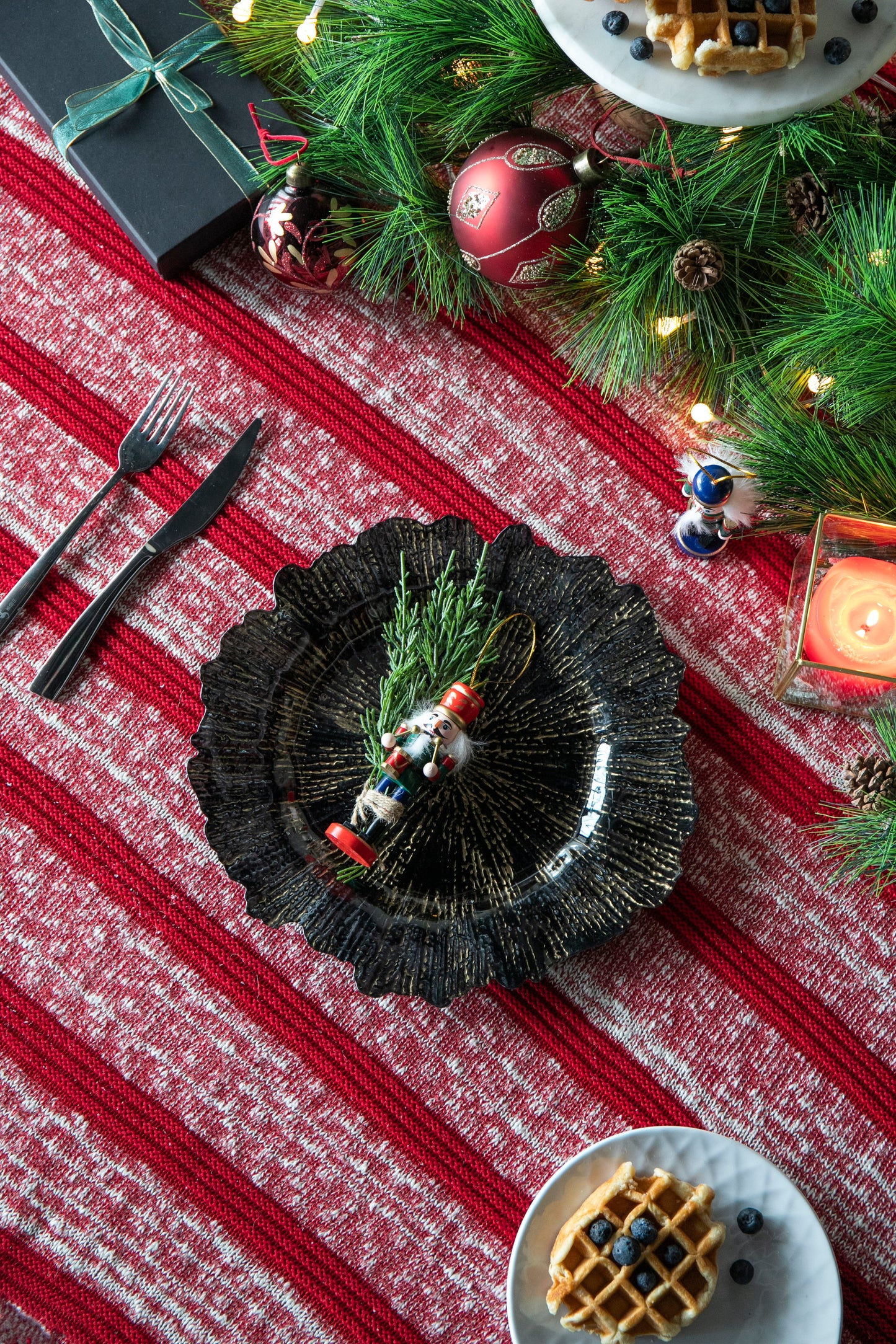 Plastic Charger Plate (Set of 8) - Black
