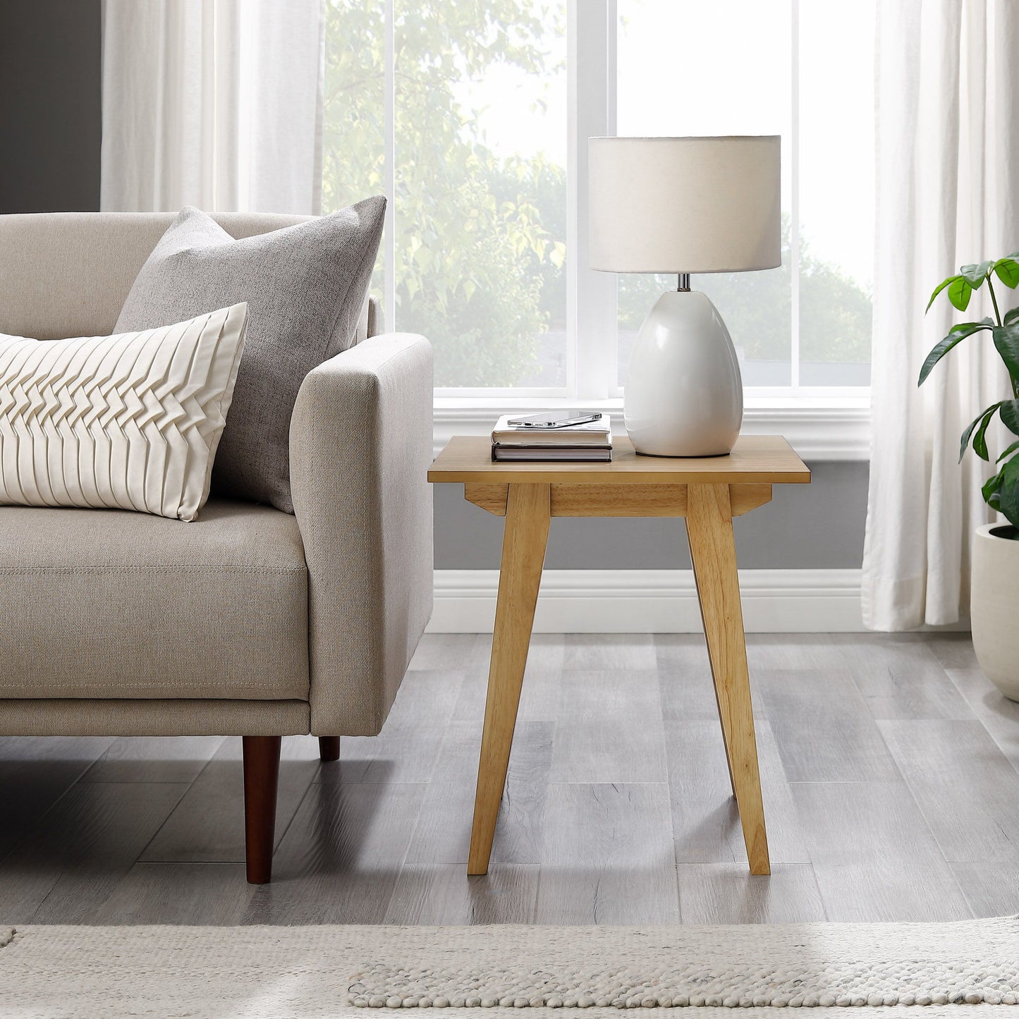 Japandi - Minimal Solid Wood Side Table - English Oak